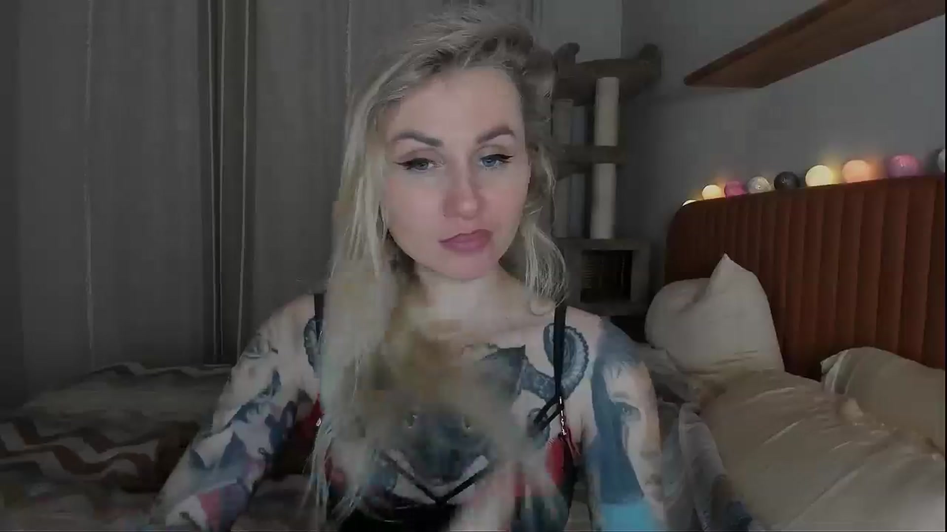 Gallery image thumbnail from Alexa_Smithhh's myfreecams stream on, 10/02/2025, 21:27 image 16 of 20