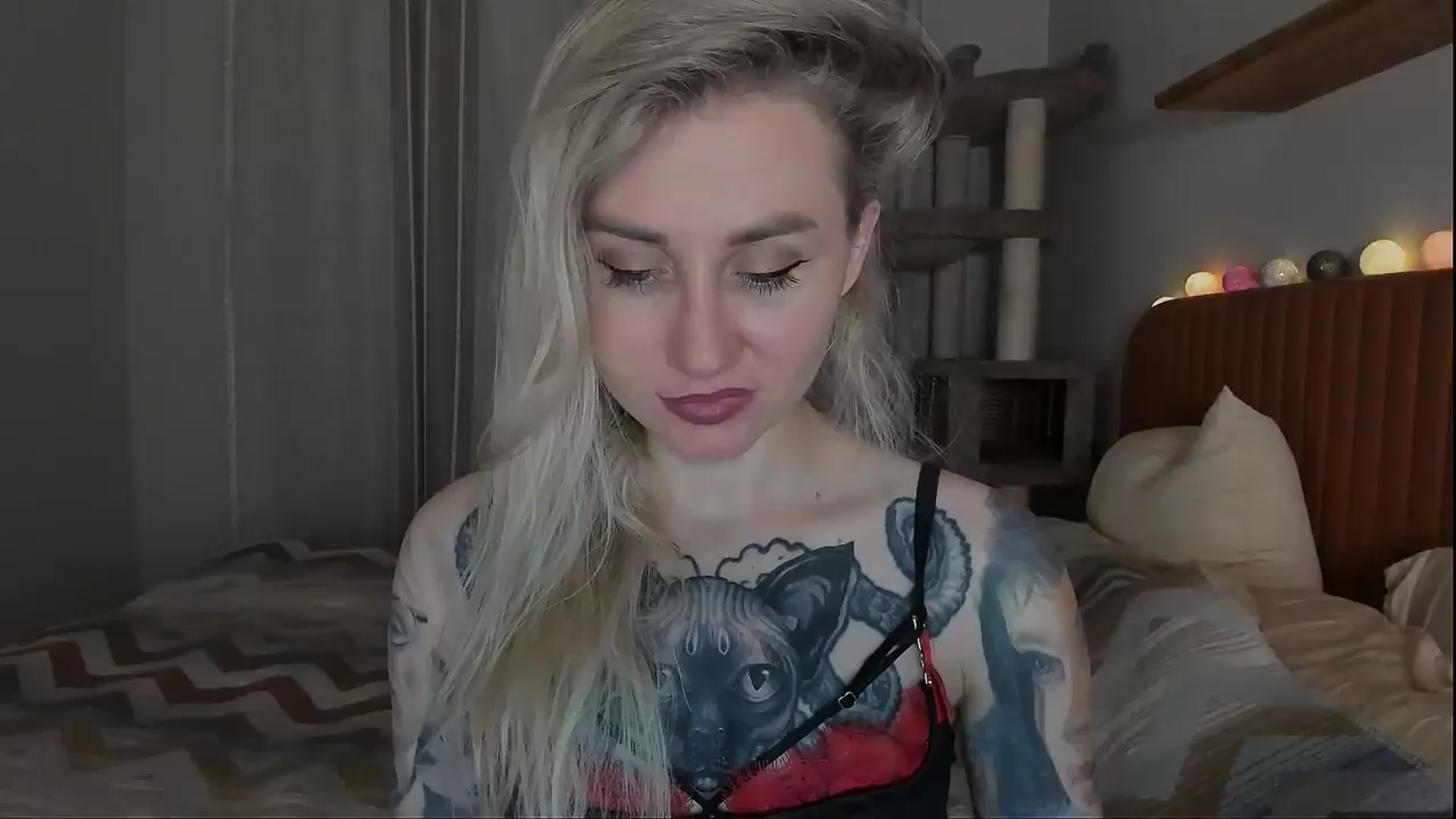 Gallery image thumbnail from Alexa_Smithhh's myfreecams stream on, 10/02/2025, 21:27 image 1 of 20