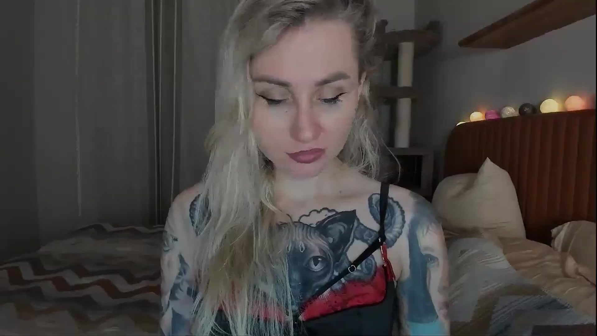 Gallery image thumbnail from Alexa_Smithhh's myfreecams stream on, 10/02/2025, 21:27 image 2 of 20