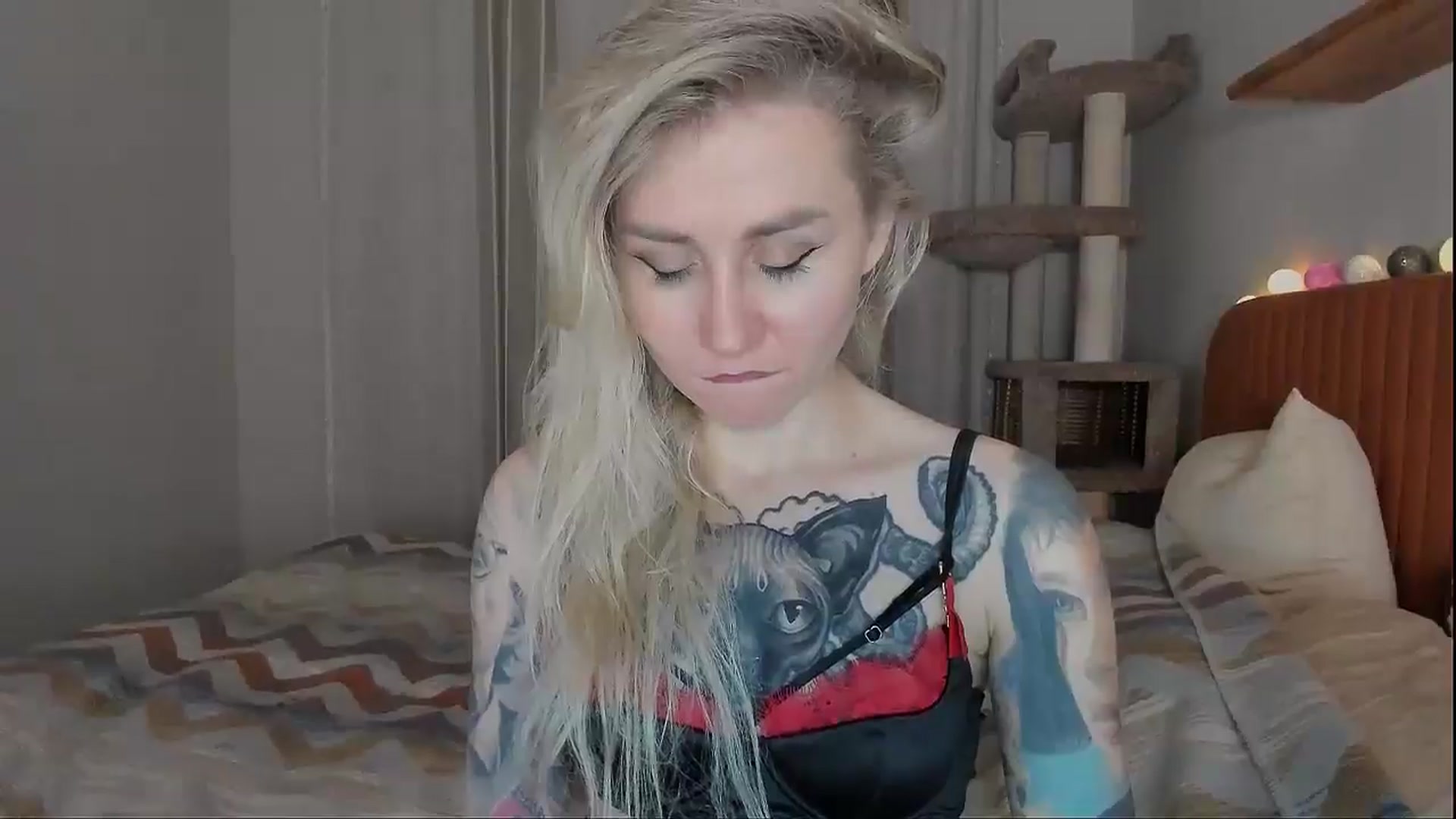 Gallery image thumbnail from Alexa_Smithhh's myfreecams stream on, 10/02/2025, 21:27 image 8 of 20