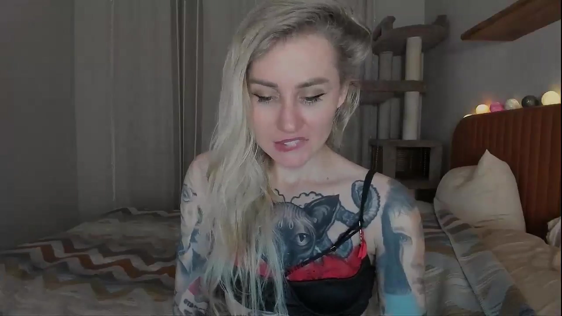 Gallery image thumbnail from Alexa_Smithhh's myfreecams stream on, 10/02/2025, 21:27 image 9 of 20