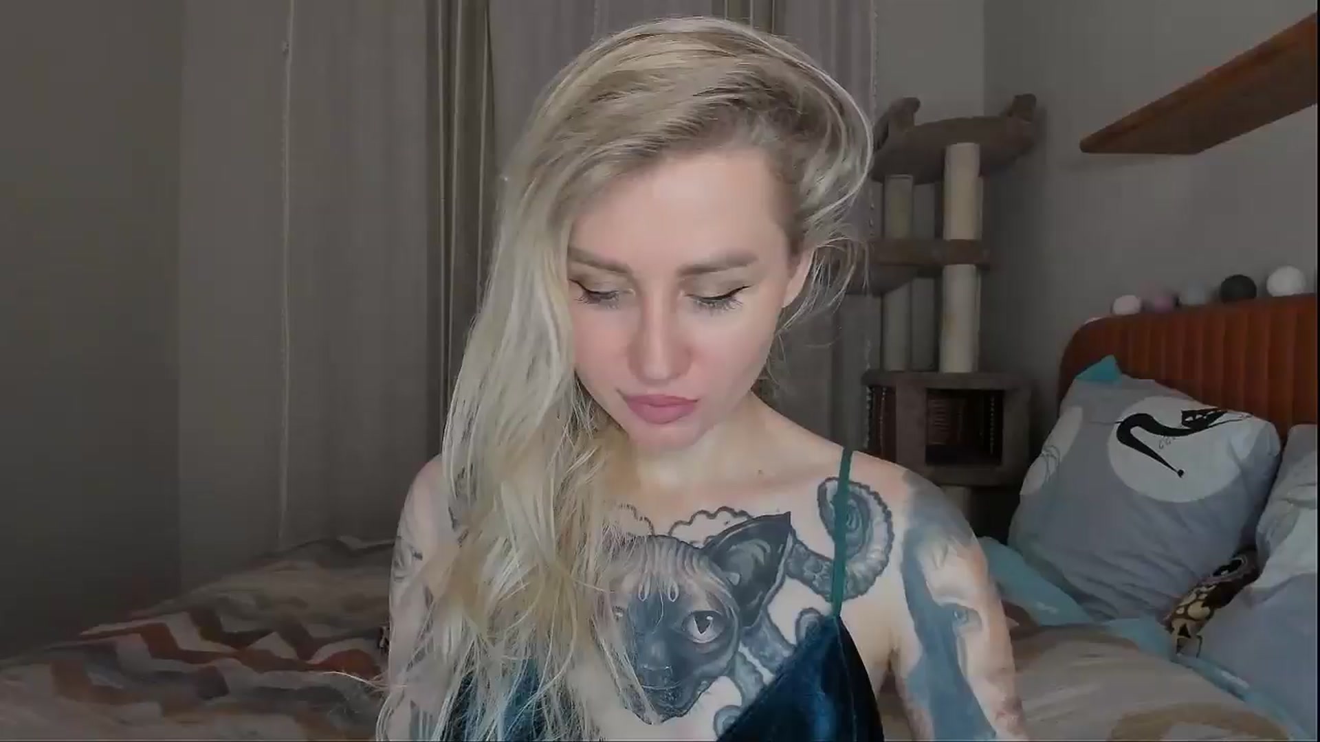 Gallery image thumbnail from Alexa_Smithhh's myfreecams stream on, 10/03/2025, 18:07 image 6 of 20