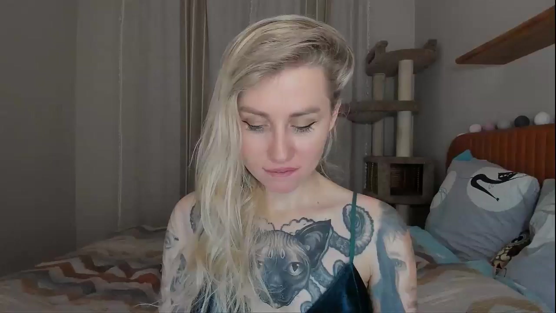 Gallery image thumbnail from Alexa_Smithhh's myfreecams stream on, 10/03/2025, 18:07 image 11 of 20