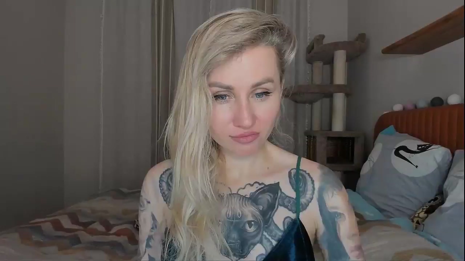 Gallery image thumbnail from Alexa_Smithhh's myfreecams stream on, 10/03/2025, 18:07 image 19 of 20
