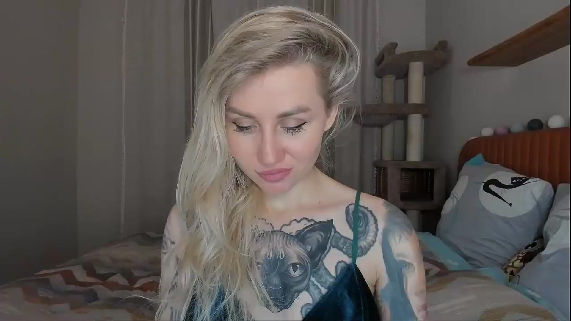 Gallery image thumbnail from Alexa_Smithhh's myfreecams stream on, 10/03/2025, 18:07 image 4 of 20