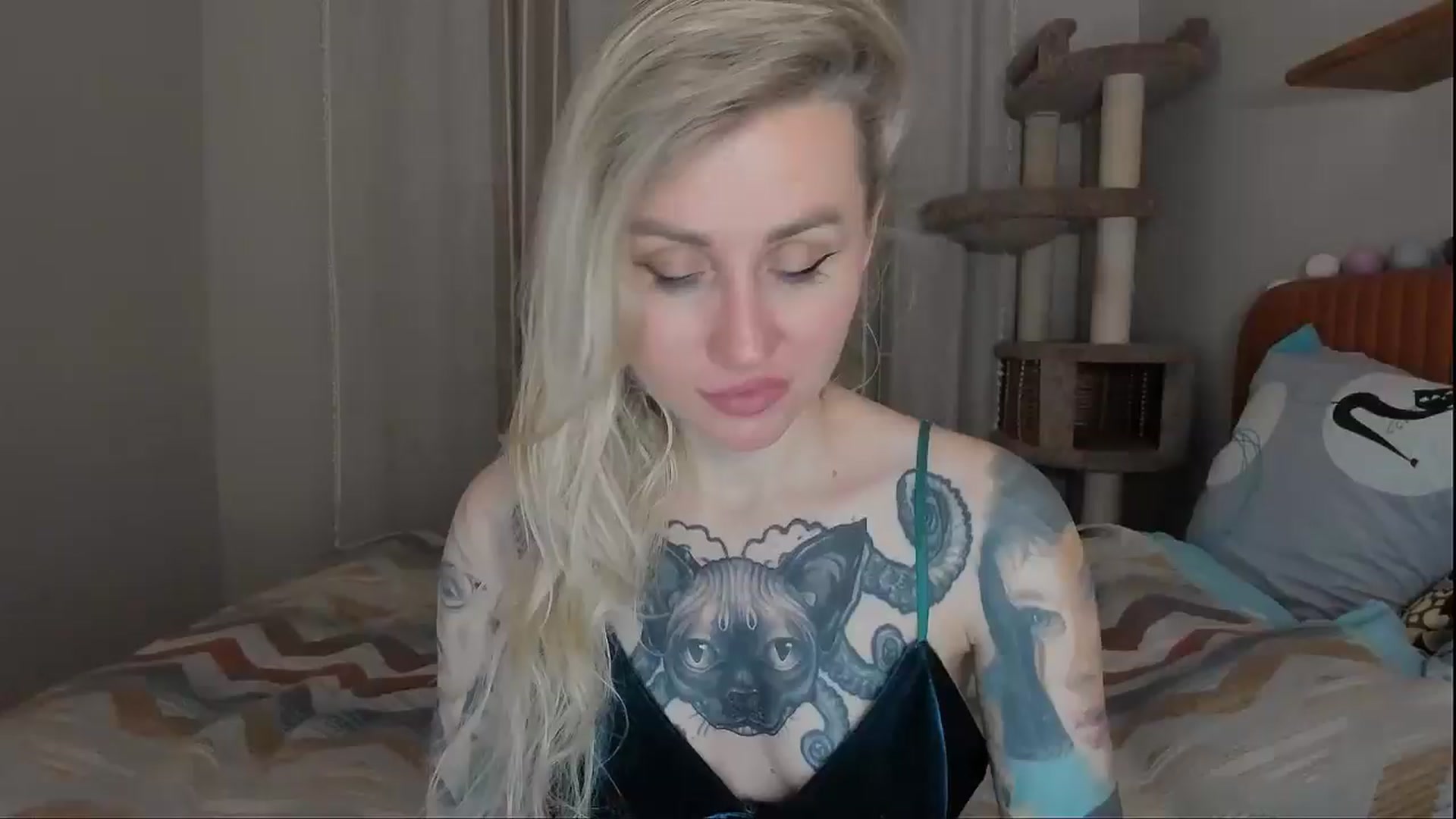Gallery image thumbnail from Alexa_Smithhh's myfreecams stream on, 10/03/2025, 20:37 image 5 of 20