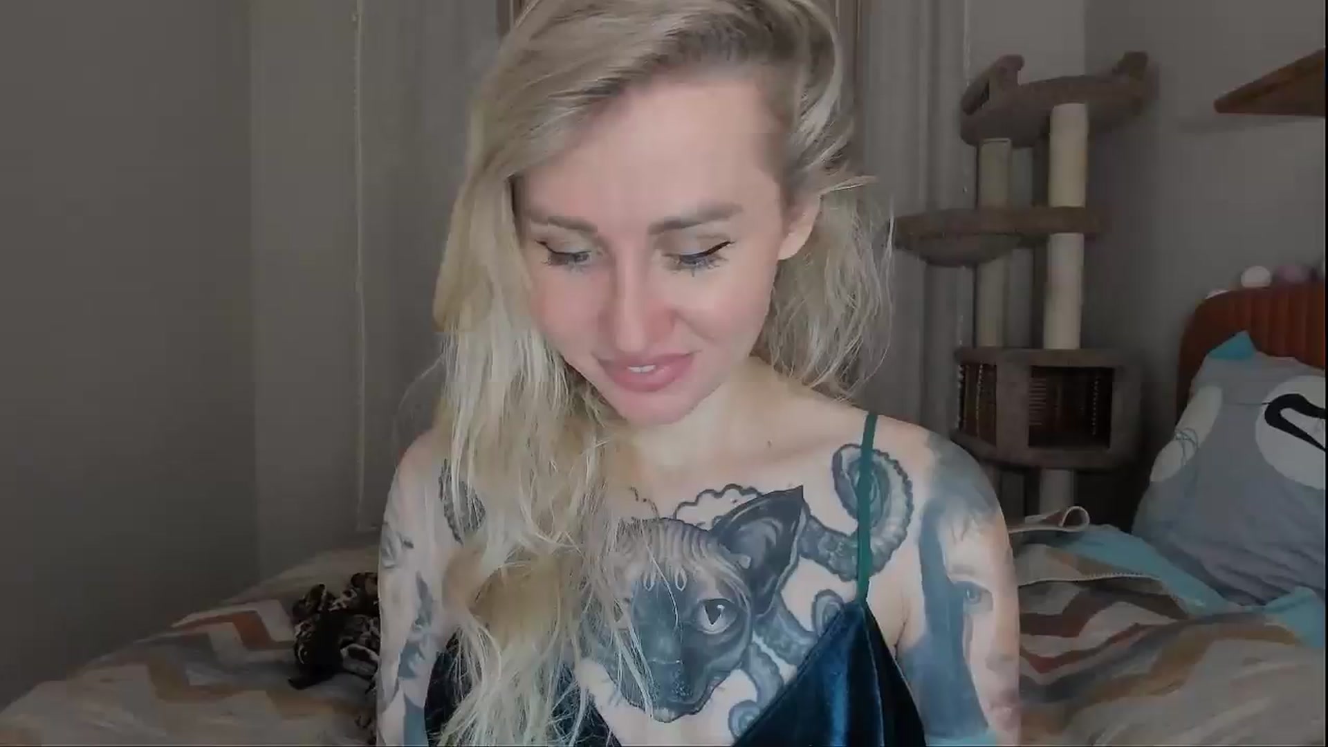 Gallery image thumbnail from Alexa_Smithhh's myfreecams stream on, 10/03/2025, 20:37 image 16 of 20