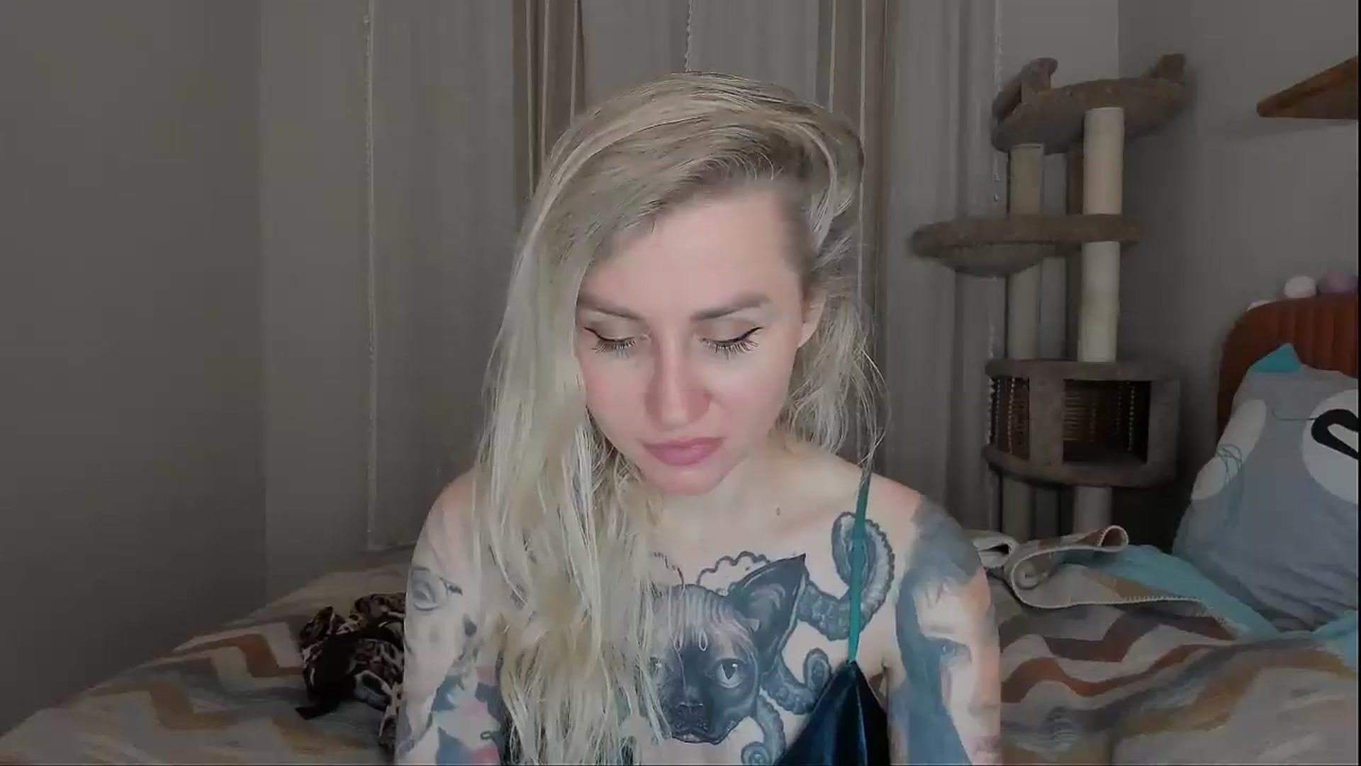 Gallery image thumbnail from Alexa_Smithhh's myfreecams stream on, 10/03/2025, 20:37 image 14 of 20