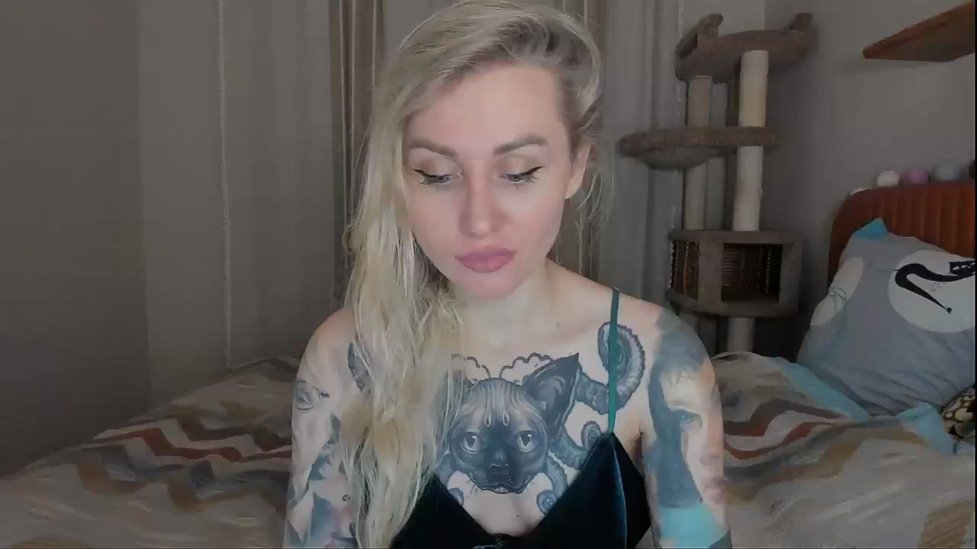 Gallery image thumbnail from Alexa_Smithhh's myfreecams stream on, 10/03/2025, 20:37 image 6 of 20