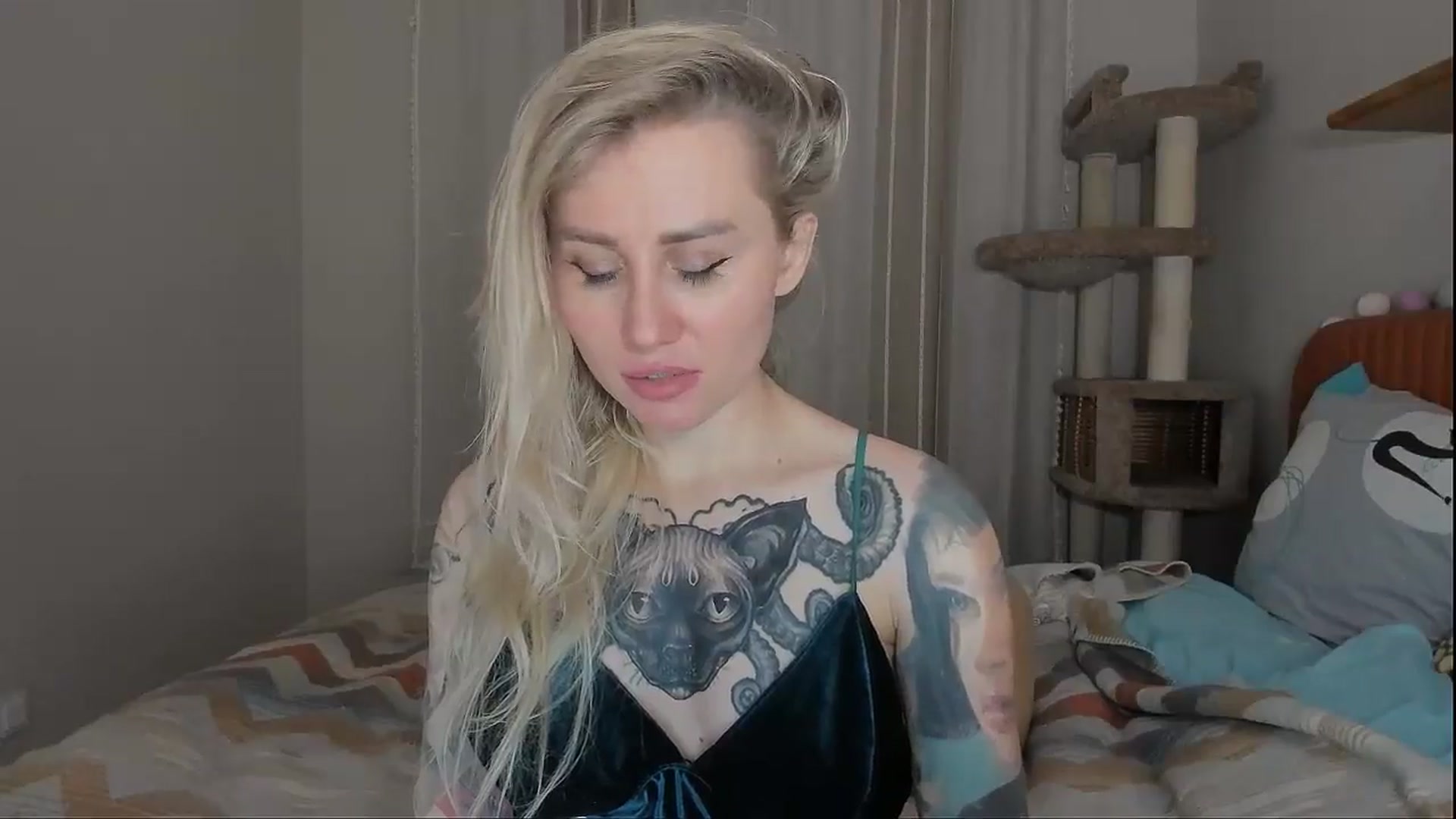 Gallery image thumbnail from Alexa_Smithhh's myfreecams stream on, 10/03/2025, 21:09 image 5 of 20