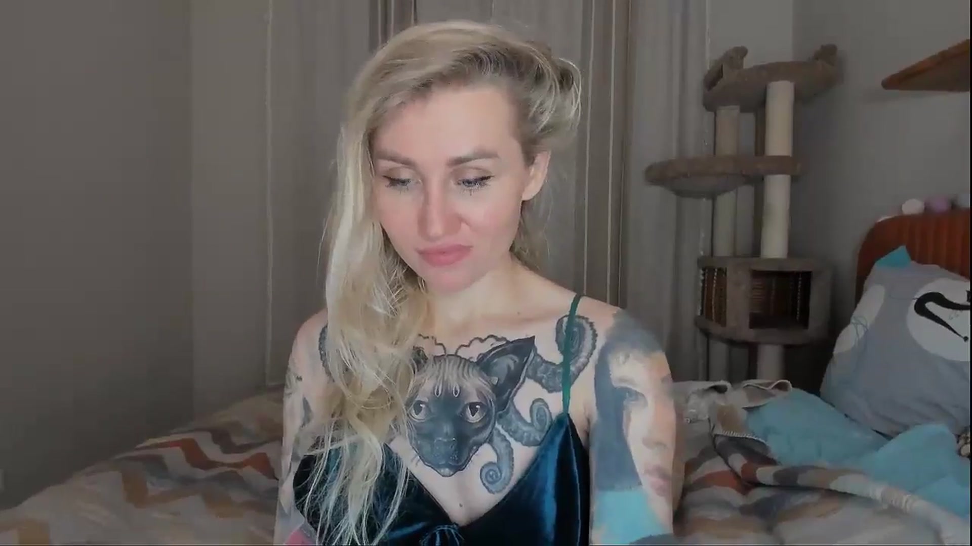 Gallery image thumbnail from Alexa_Smithhh's myfreecams stream on, 10/03/2025, 21:09 image 15 of 20