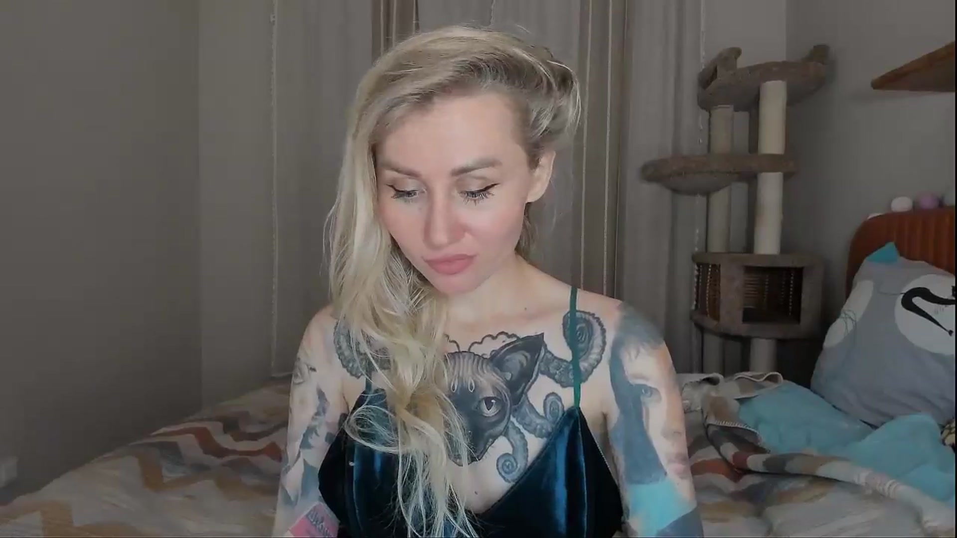 Gallery image thumbnail from Alexa_Smithhh's myfreecams stream on, 10/03/2025, 21:09 image 9 of 20