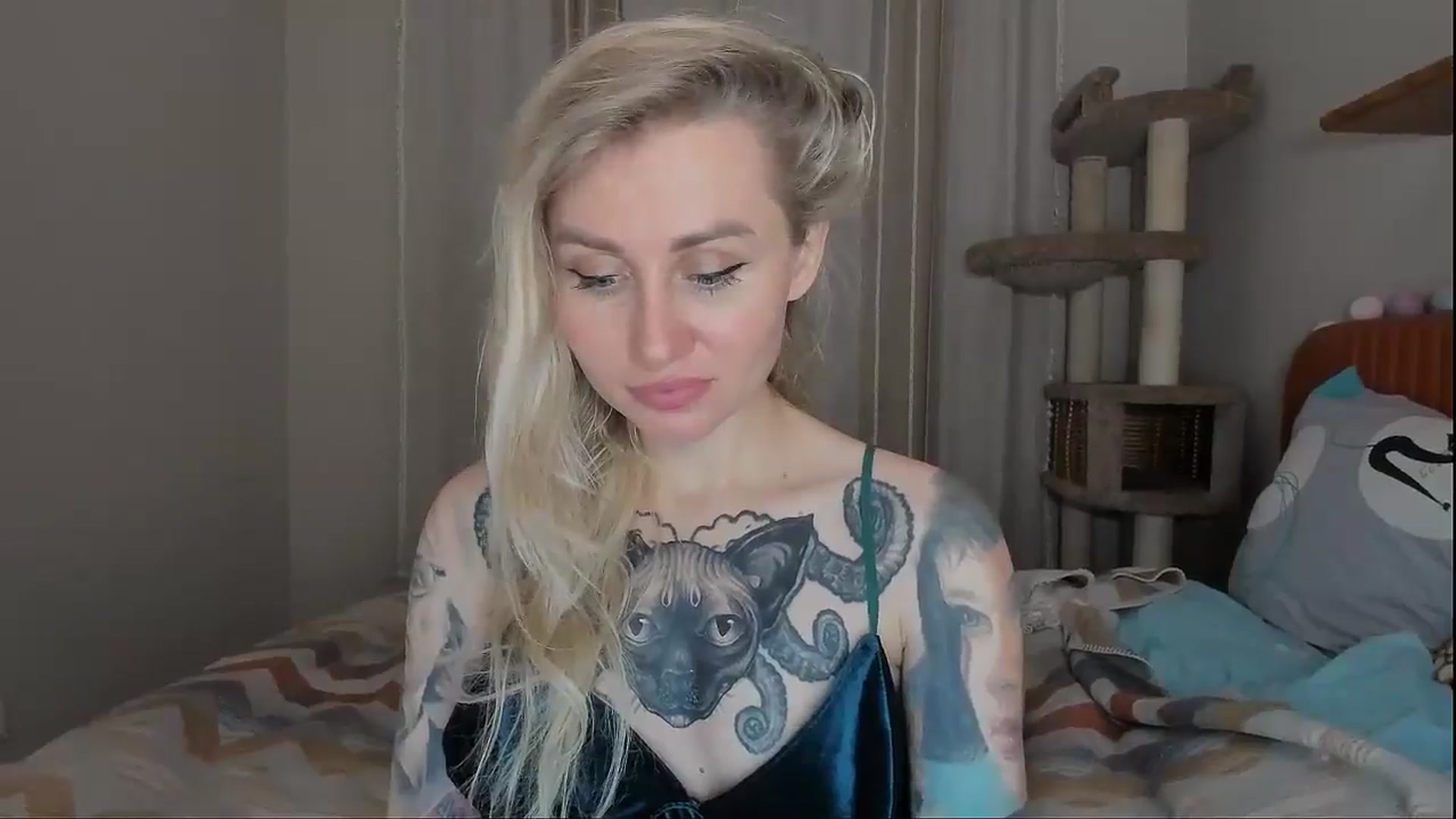 Gallery image thumbnail from Alexa_Smithhh's myfreecams stream on, 10/03/2025, 21:09 image 14 of 20