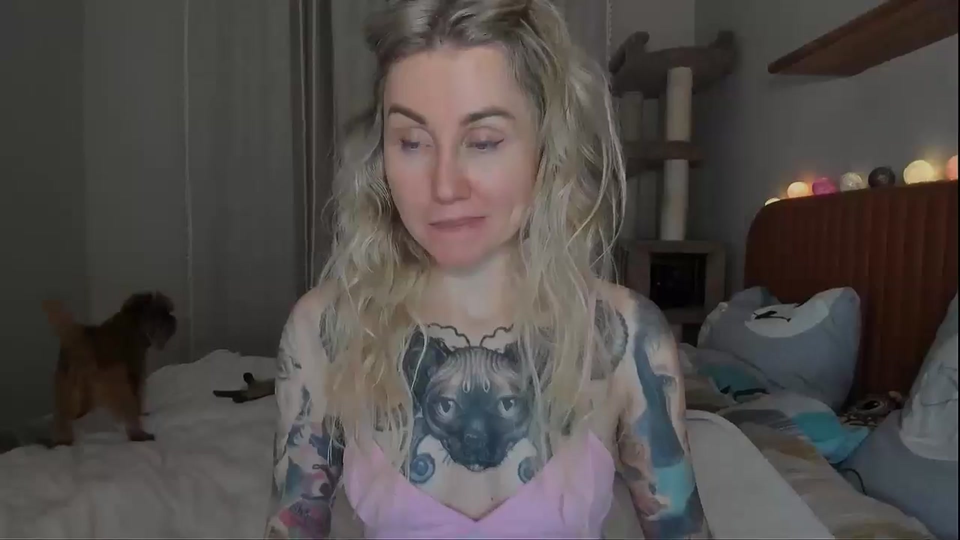 Gallery image thumbnail from Alexa_Smithhh's myfreecams stream on, 10/06/2025, 20:28 image 14 of 20