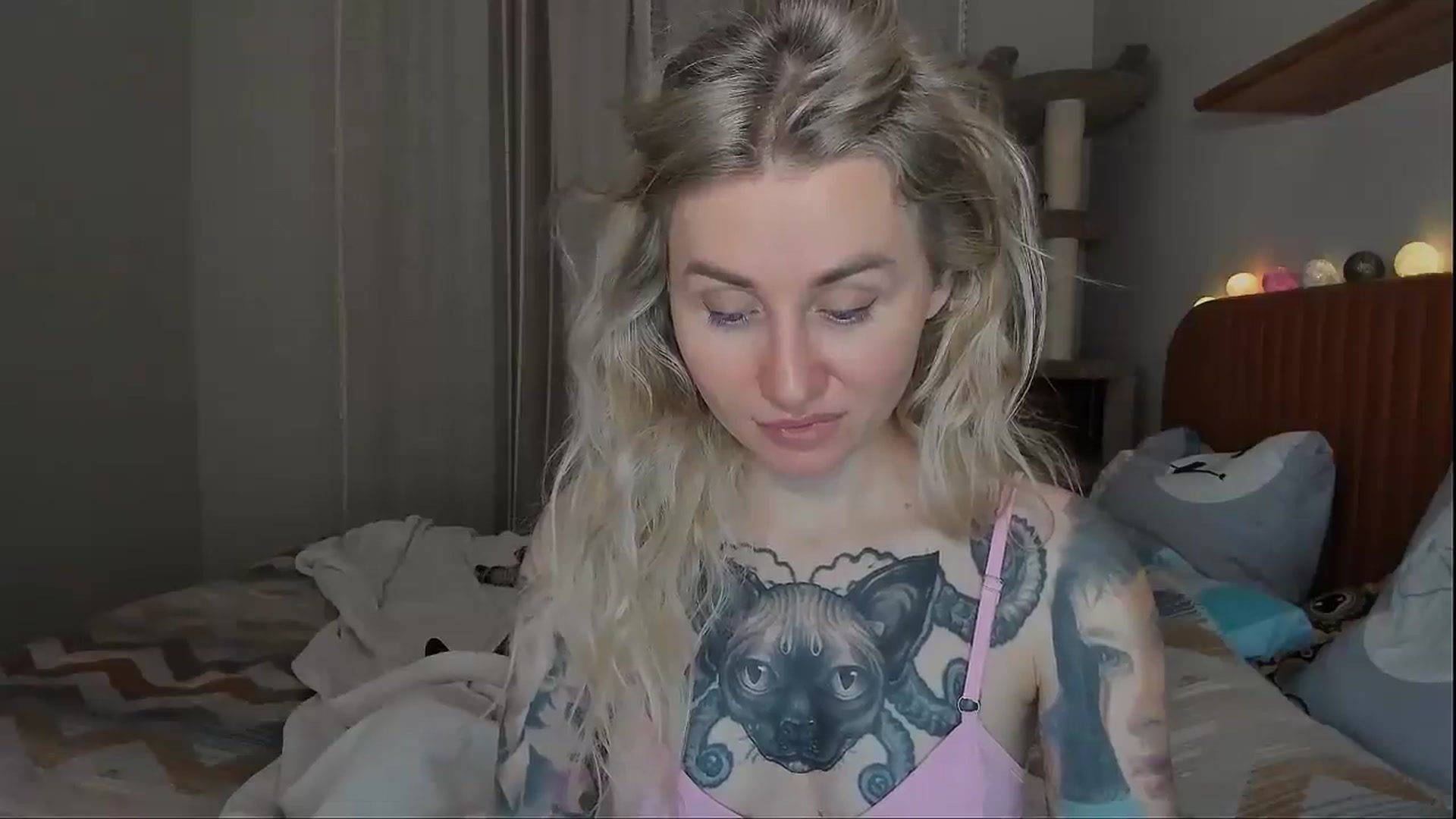 Gallery image thumbnail from Alexa_Smithhh's myfreecams stream on, 10/06/2025, 20:28 image 20 of 20