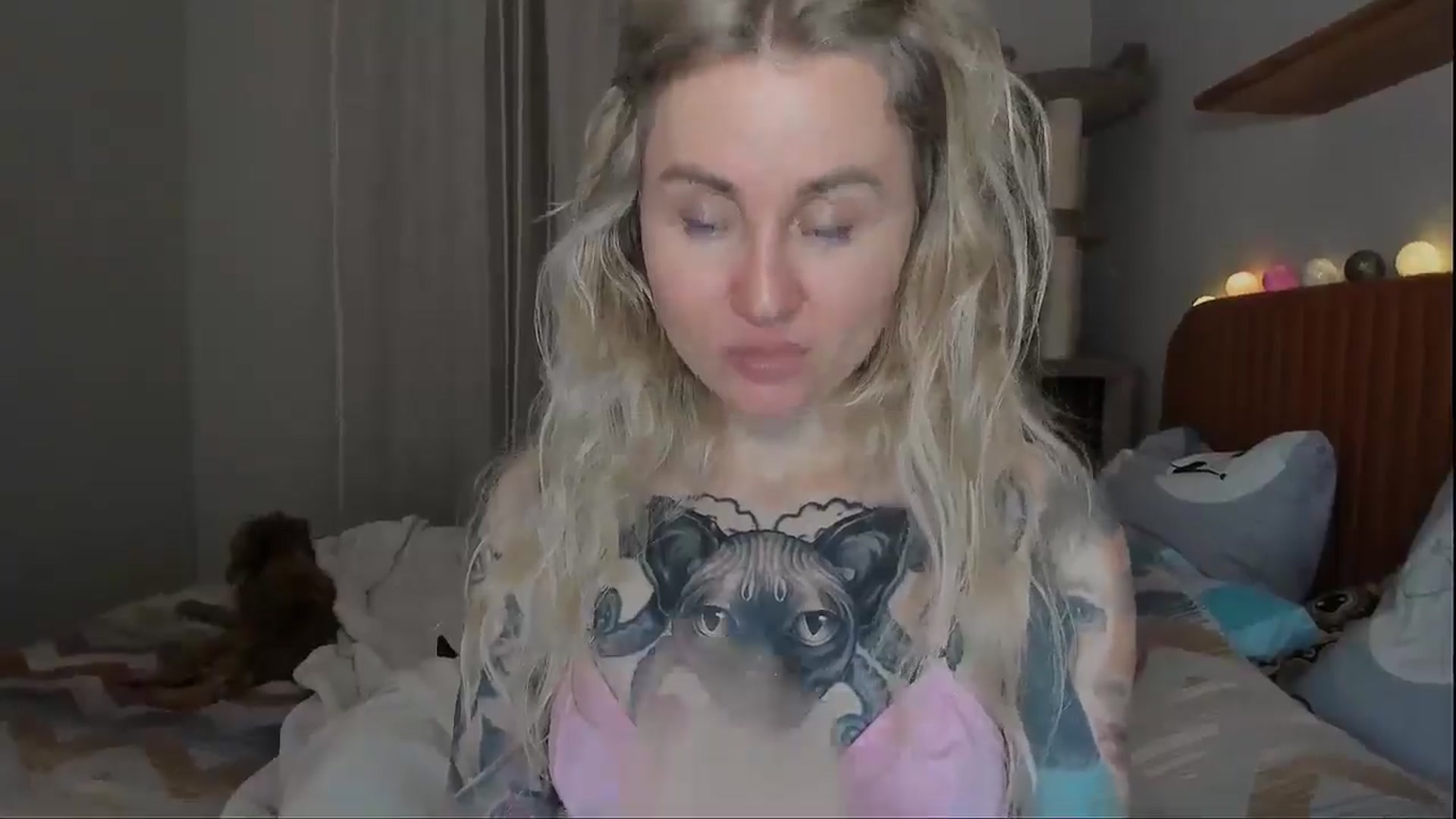 Gallery image thumbnail from Alexa_Smithhh's myfreecams stream on, 10/06/2025, 20:28 image 18 of 20