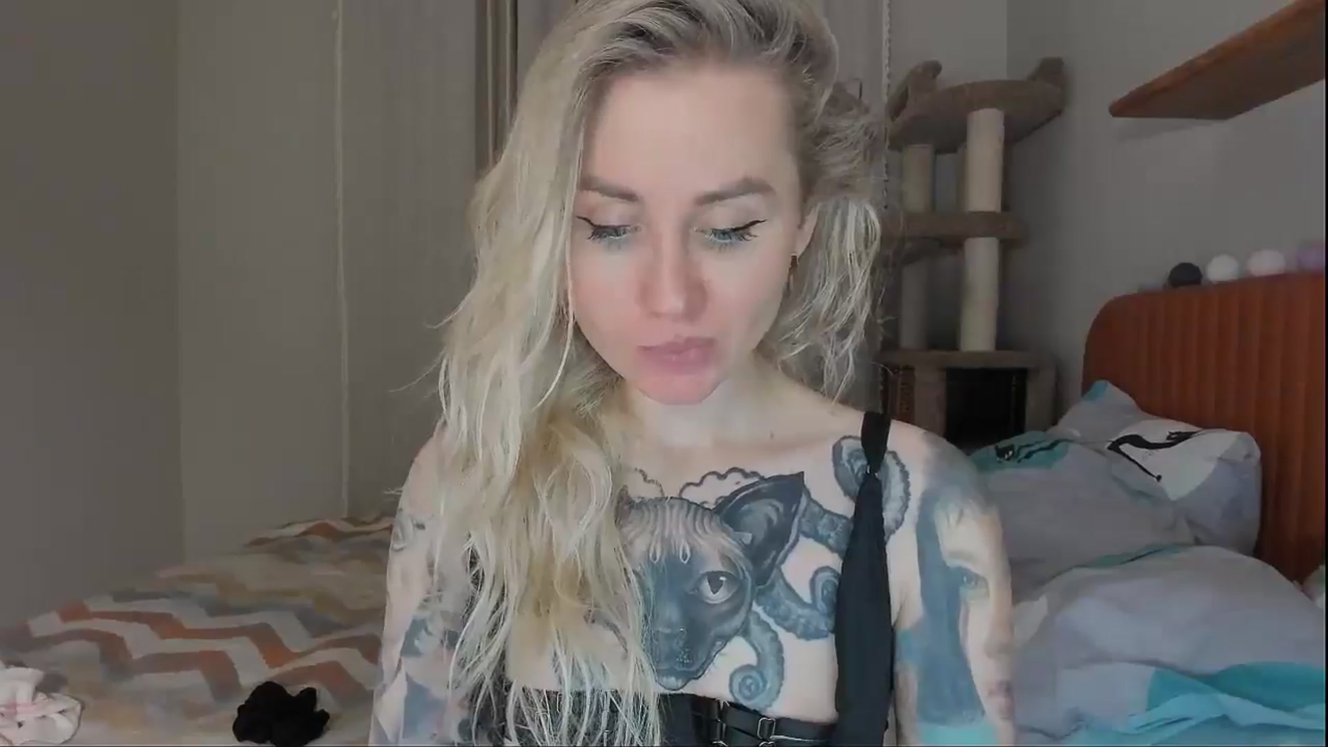 Gallery image thumbnail from Alexa_Smithhh's myfreecams stream on, 10/07/2025, 20:04 image 15 of 20