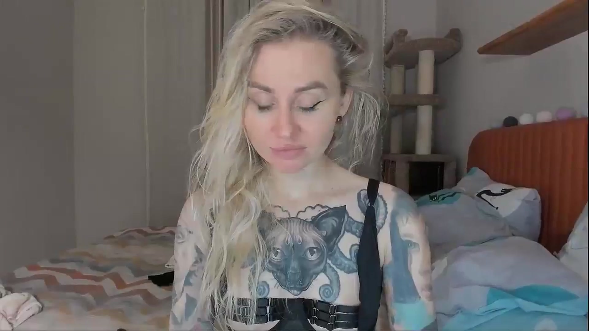 Gallery image thumbnail from Alexa_Smithhh's myfreecams stream on, 10/07/2025, 20:04 image 9 of 20