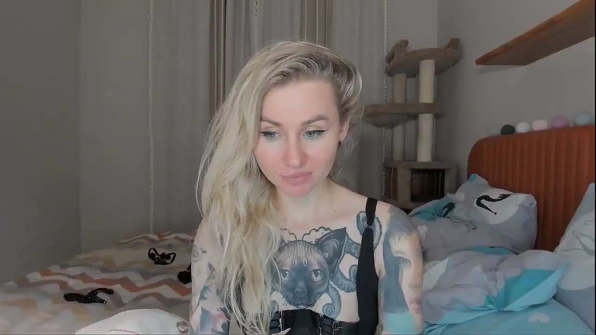 Gallery image thumbnail from Alexa_Smithhh's myfreecams stream on, 10/07/2025, 21:16 image 13 of 20
