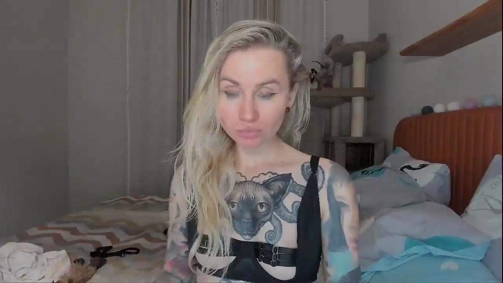 Gallery image thumbnail from Alexa_Smithhh's myfreecams stream on, 10/07/2025, 21:16 image 11 of 20