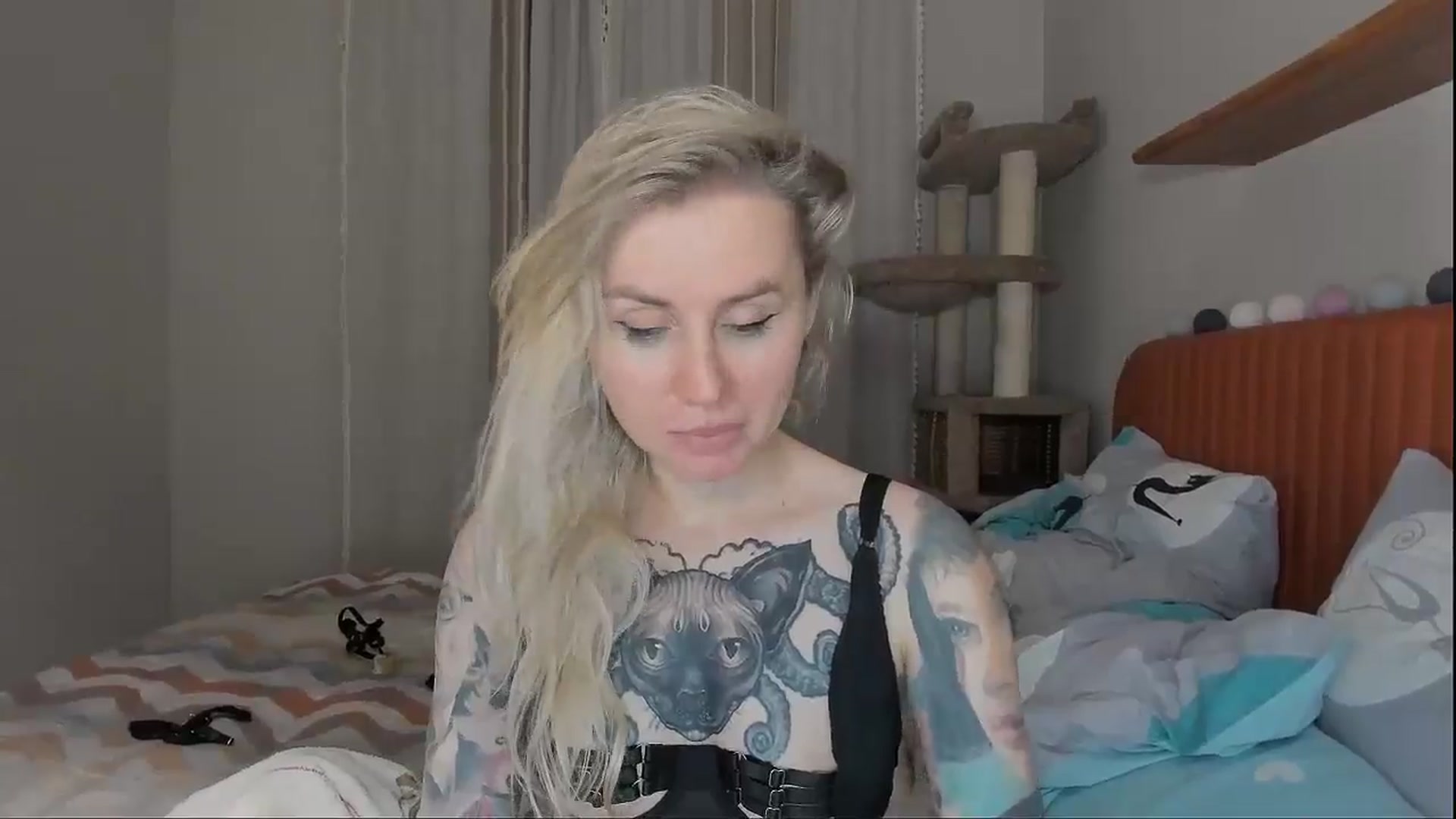 Gallery image thumbnail from Alexa_Smithhh's myfreecams stream on, 10/07/2025, 21:16 image 17 of 20