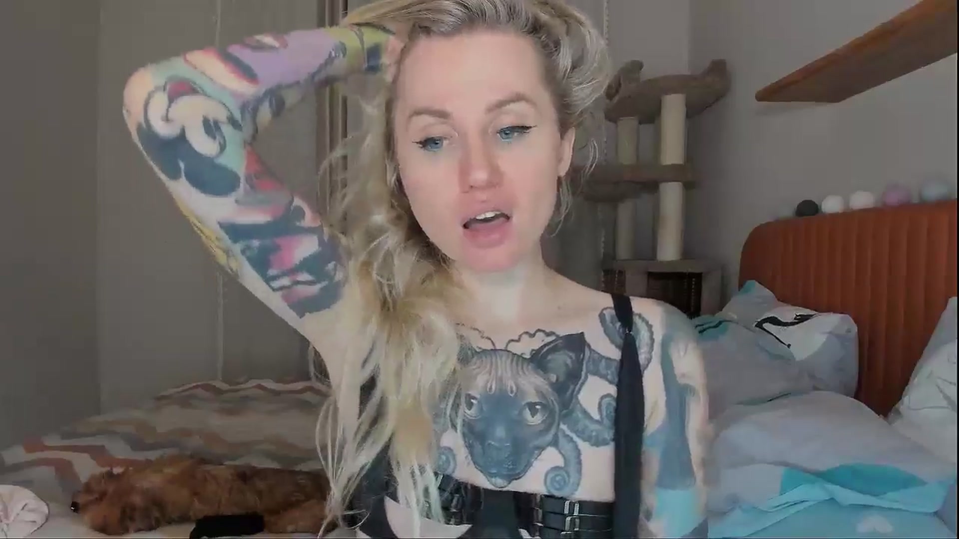 Gallery image thumbnail from Alexa_Smithhh's myfreecams stream on, 10/07/2025, 21:16 image 3 of 20