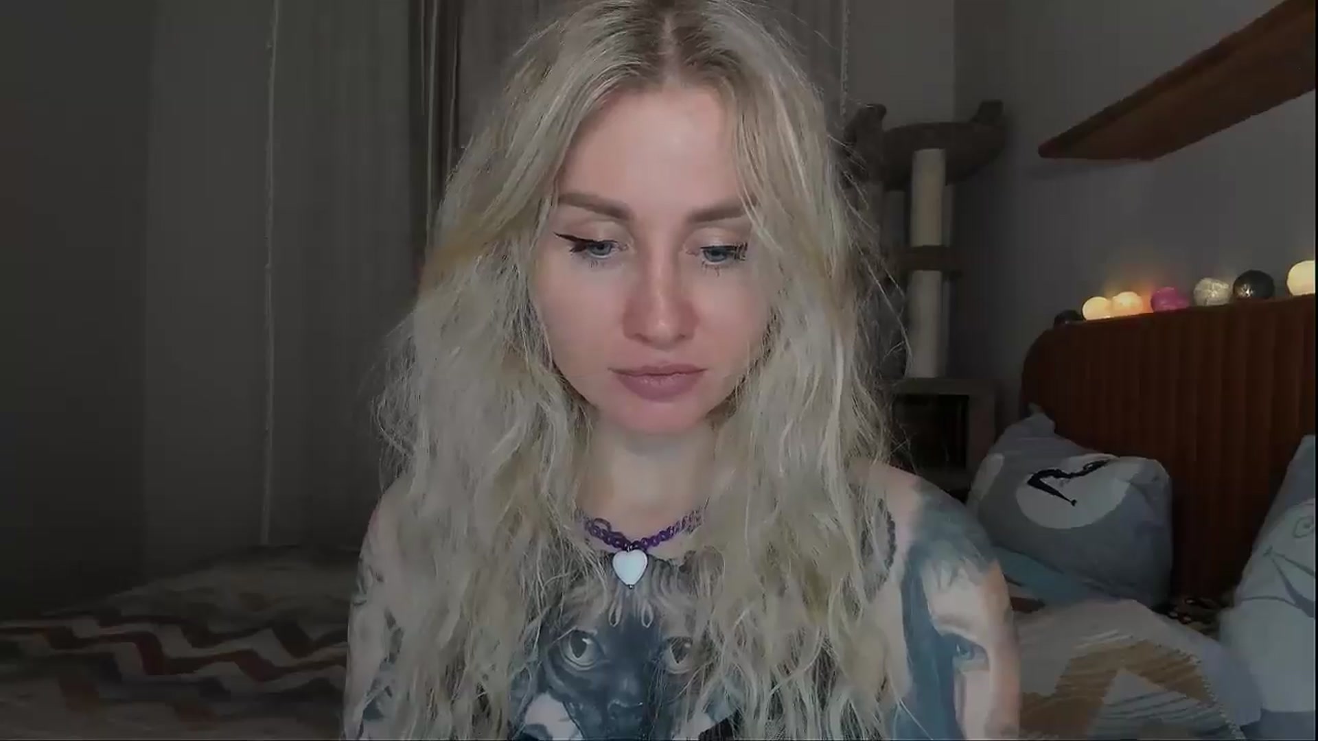Gallery image thumbnail from Alexa_Smithhh's myfreecams stream on, 10/09/2025, 17:42 image 14 of 20