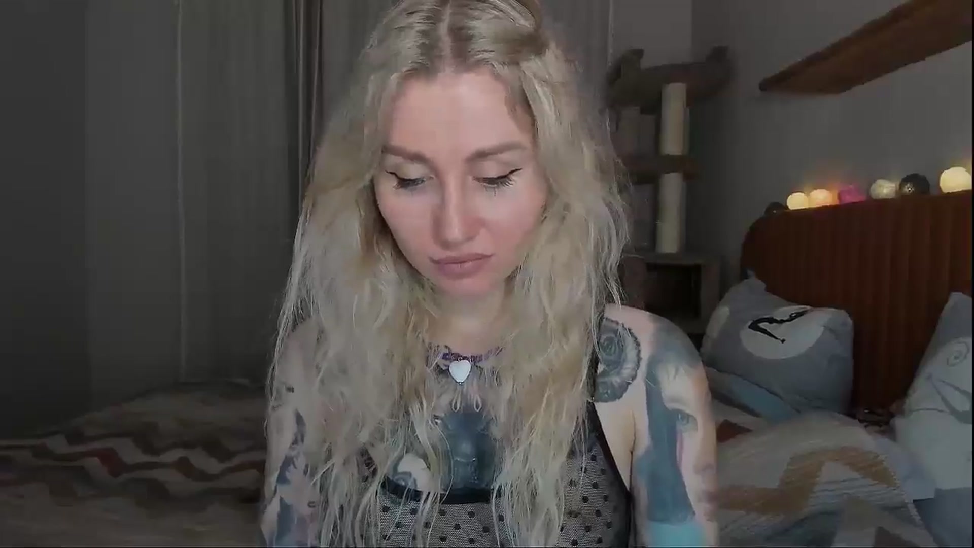 Gallery image thumbnail from Alexa_Smithhh's myfreecams stream on, 10/09/2025, 19:26 image 6 of 20
