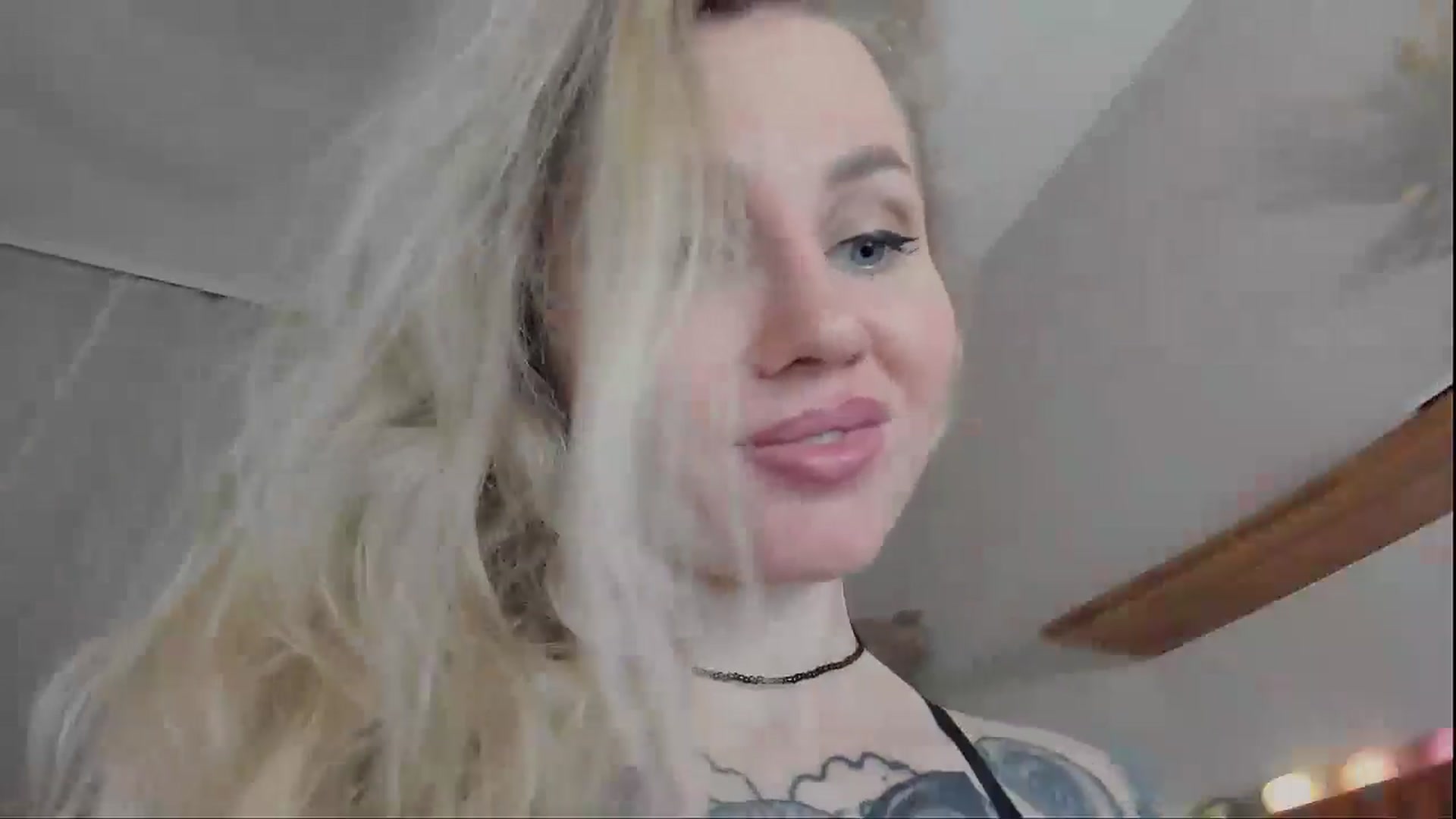 Gallery image thumbnail from Alexa_Smithhh's myfreecams stream on, 10/17/2025, 19:26 image 17 of 20