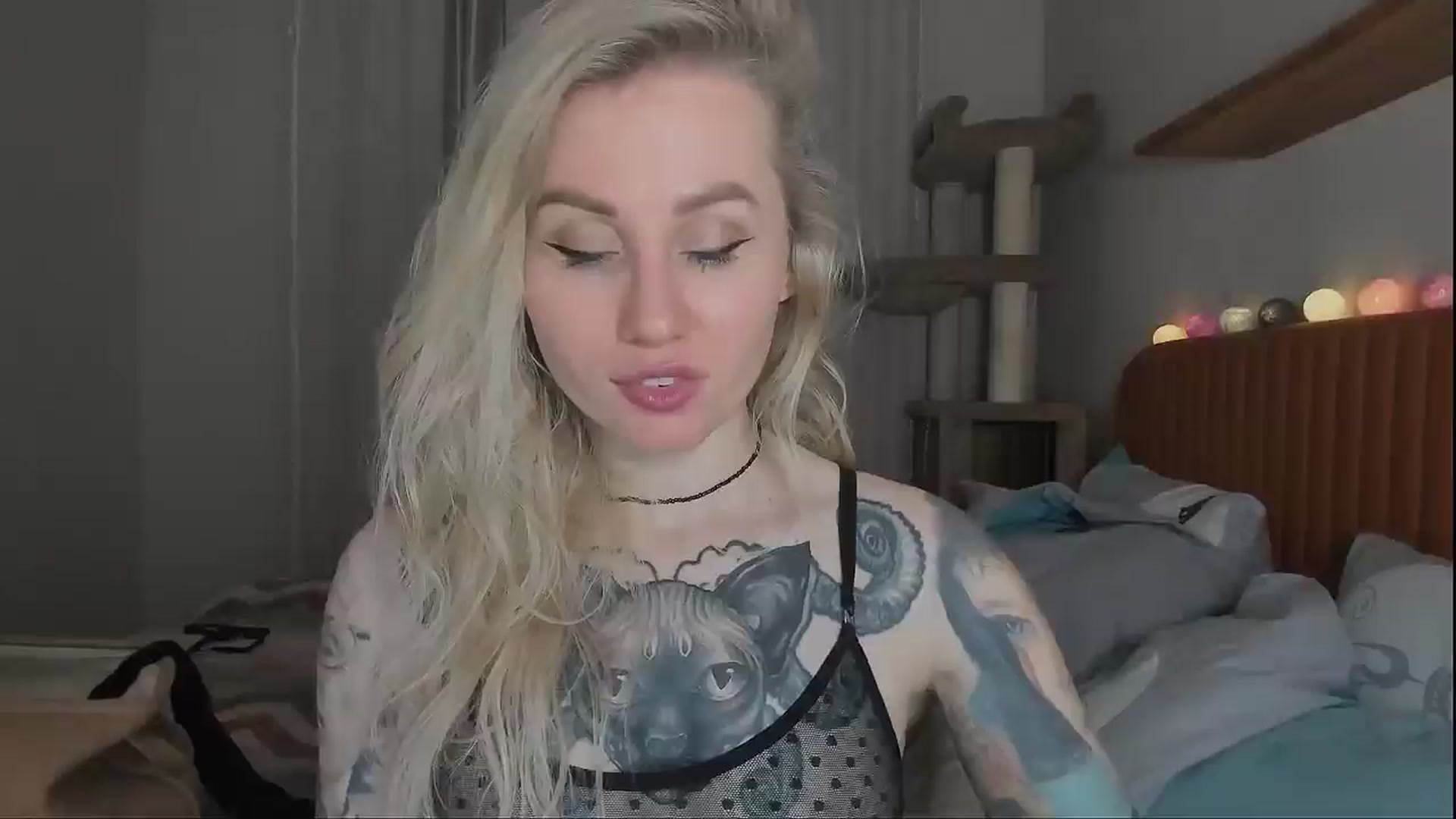 Gallery image thumbnail from Alexa_Smithhh's myfreecams stream on, 10/17/2025, 19:26 image 9 of 20