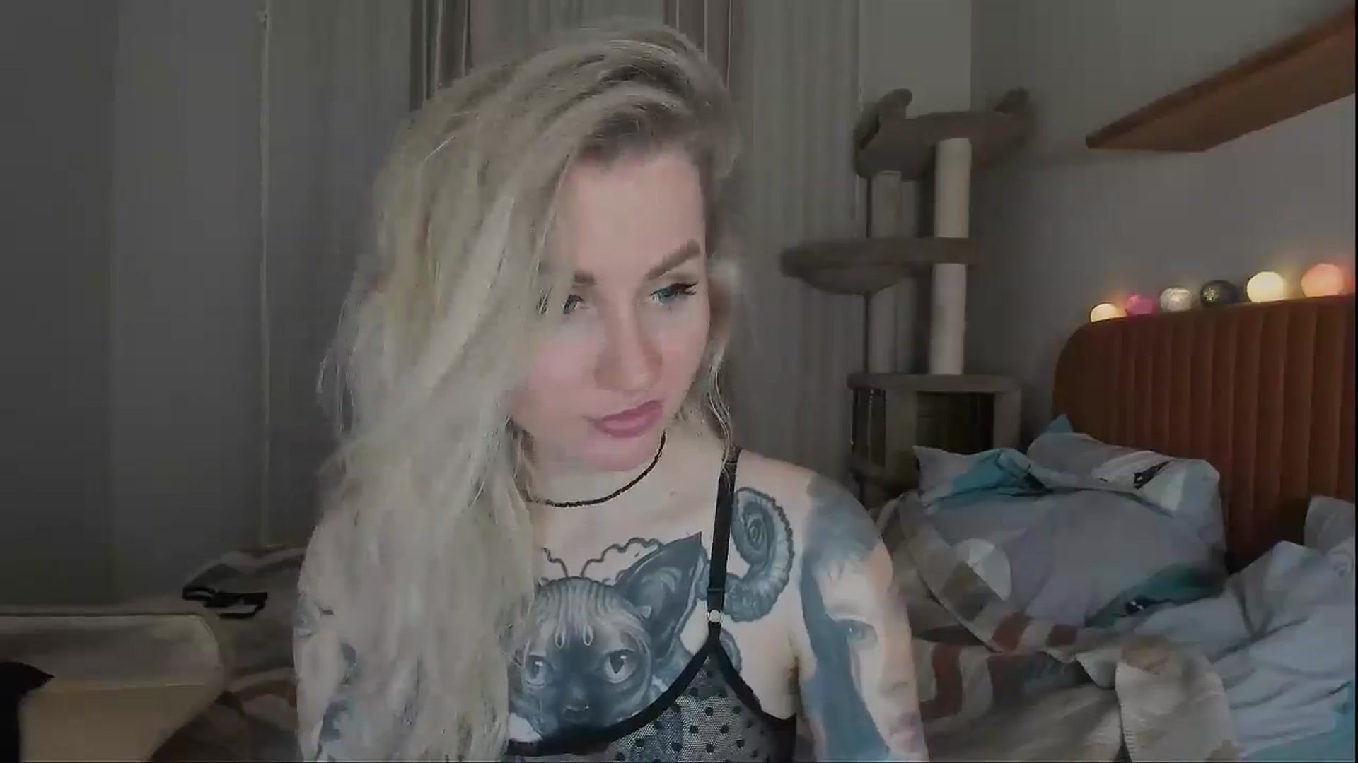 Gallery image thumbnail from Alexa_Smithhh's myfreecams stream on, 10/17/2025, 19:26 image 19 of 20