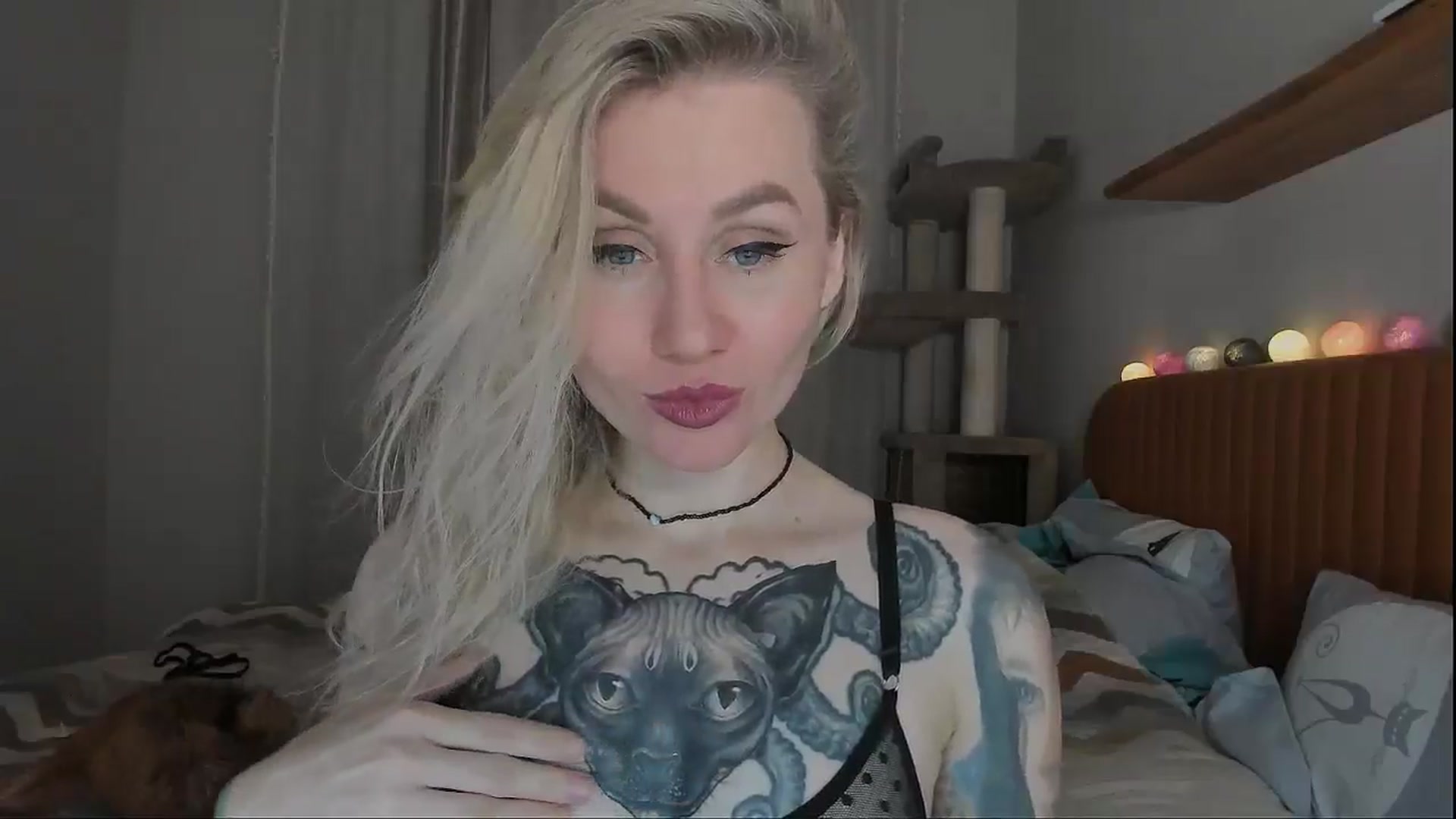 Gallery image thumbnail from Alexa_Smithhh's myfreecams stream on, 10/17/2025, 19:26 image 2 of 20