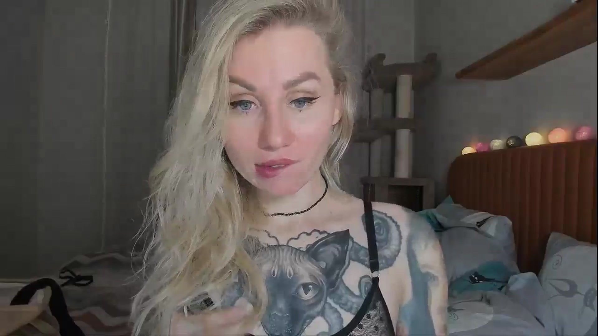 Gallery image thumbnail from Alexa_Smithhh's myfreecams stream on, 10/17/2025, 19:26 image 5 of 20