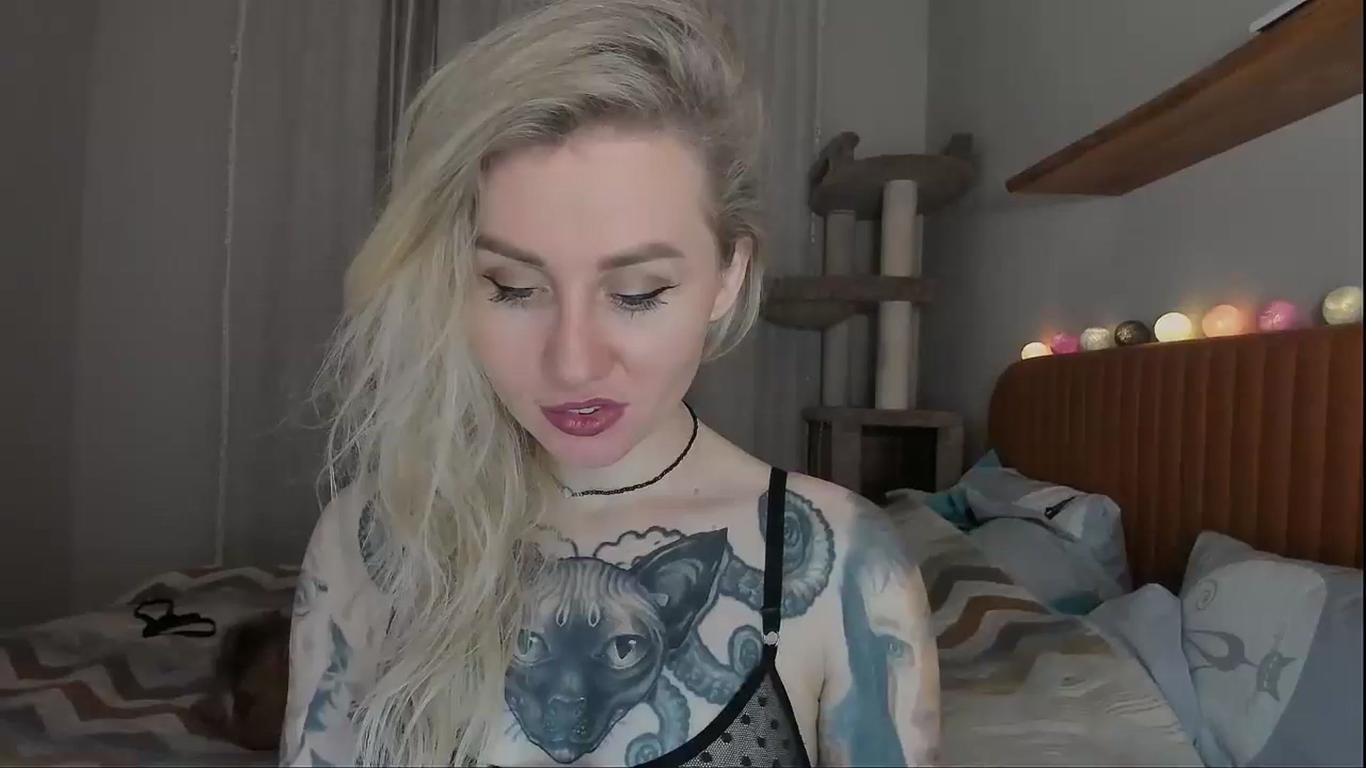 Gallery image thumbnail from Alexa_Smithhh's myfreecams stream on, 10/17/2025, 19:26 image 1 of 20