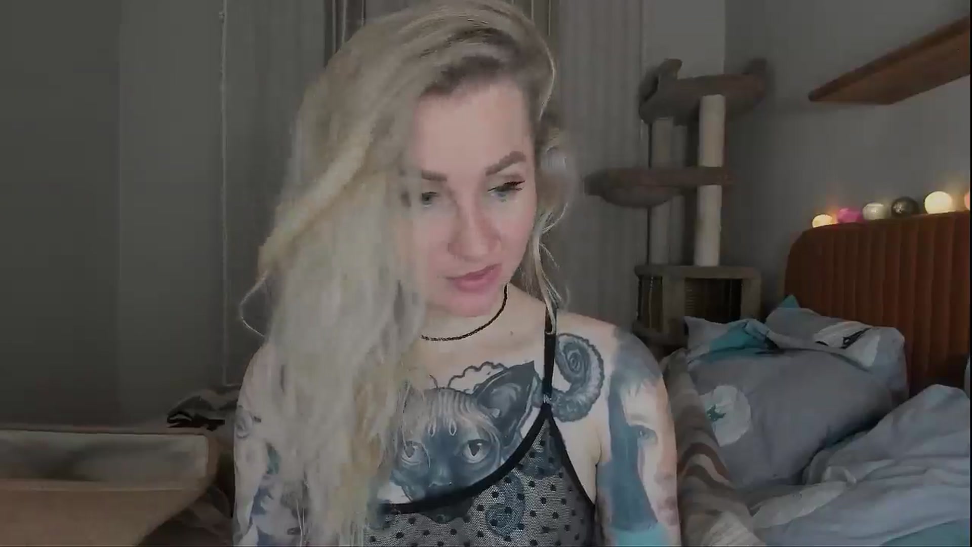 Gallery image thumbnail from Alexa_Smithhh's myfreecams stream on, 10/17/2025, 20:43 image 7 of 20