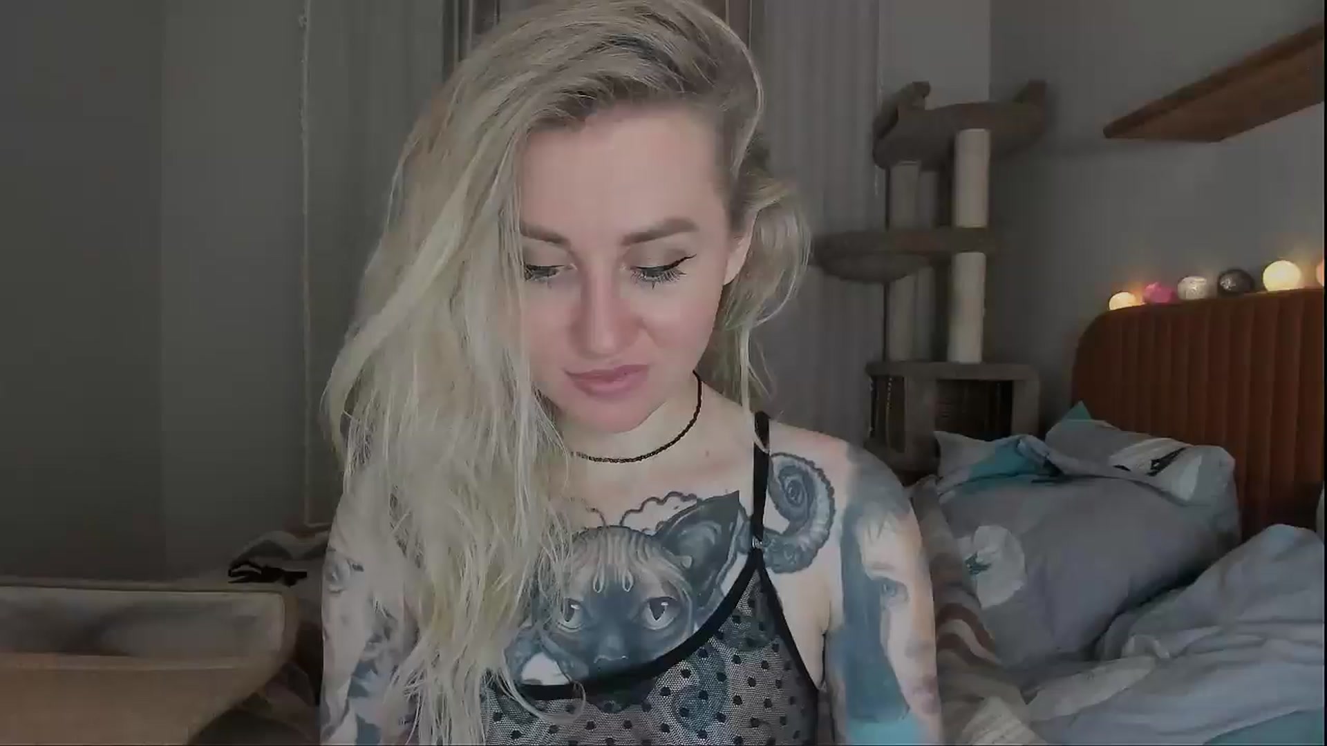 Gallery image thumbnail from Alexa_Smithhh's myfreecams stream on, 10/17/2025, 20:43 image 3 of 20