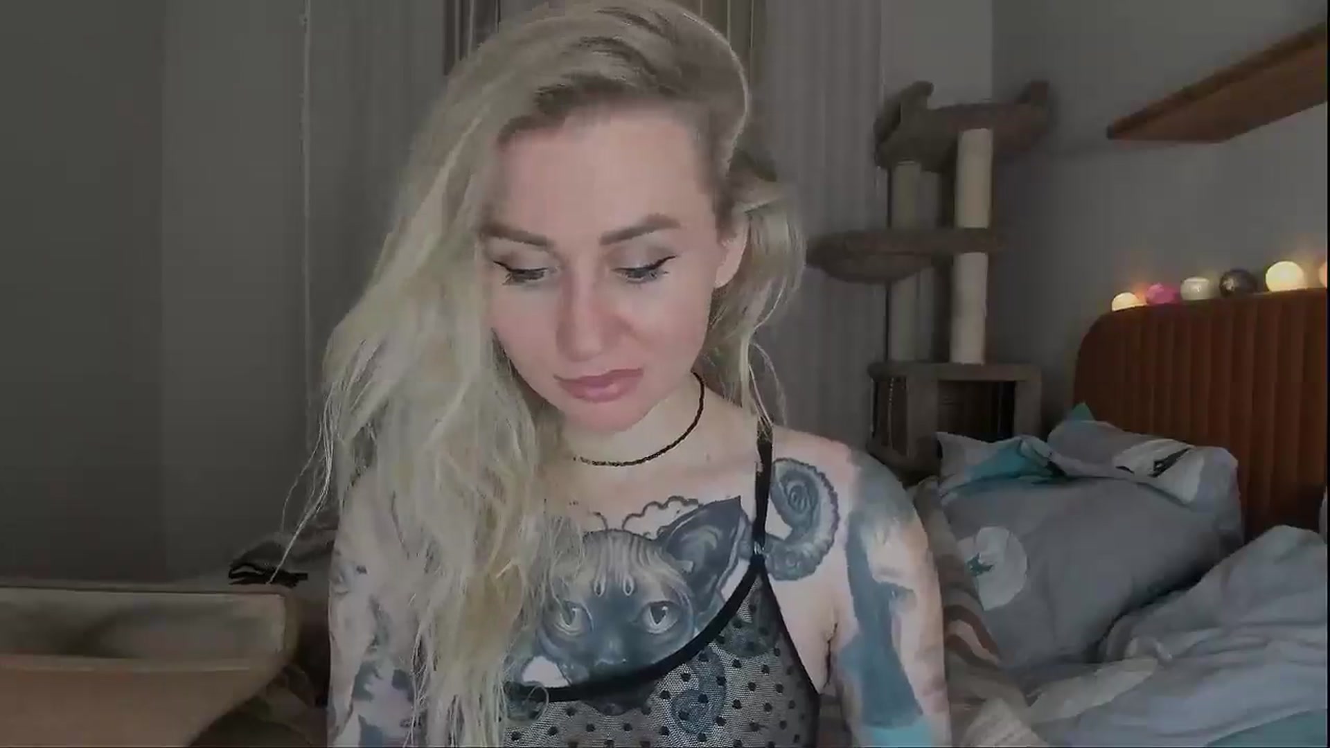 Gallery image thumbnail from Alexa_Smithhh's myfreecams stream on, 10/17/2025, 20:43 image 8 of 20