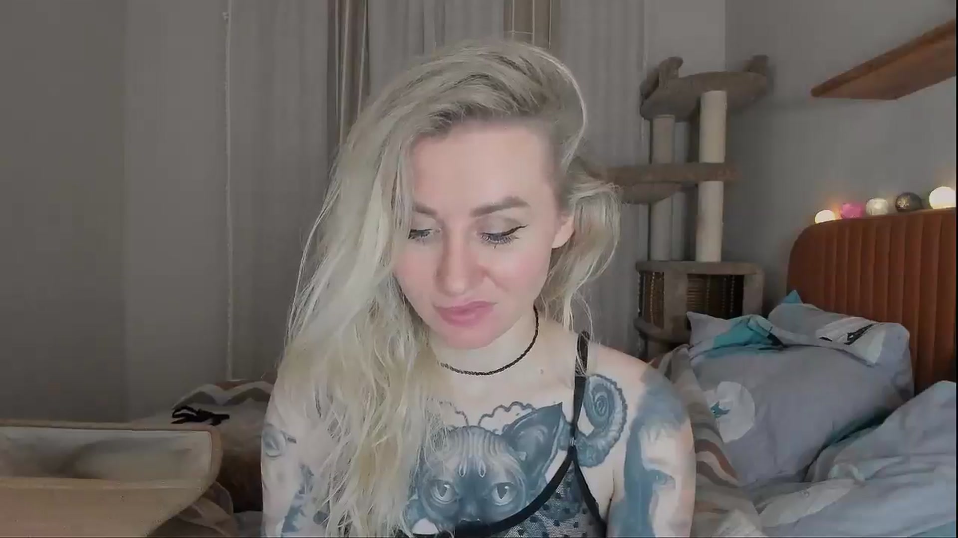 Gallery image thumbnail from Alexa_Smithhh's myfreecams stream on, 10/17/2025, 20:43 image 15 of 20