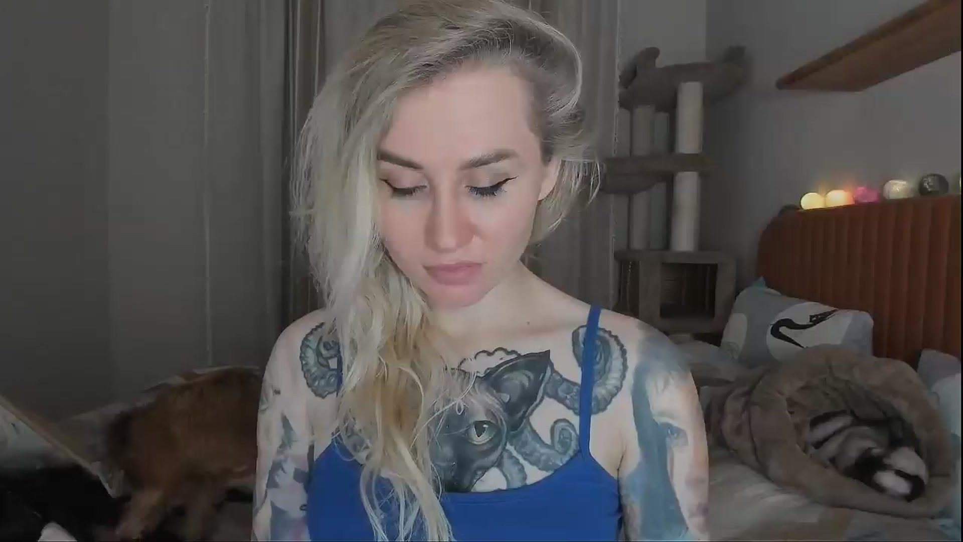 Gallery image thumbnail from Alexa_Smithhh's myfreecams stream on, 10/19/2025, 21:04 image 14 of 20