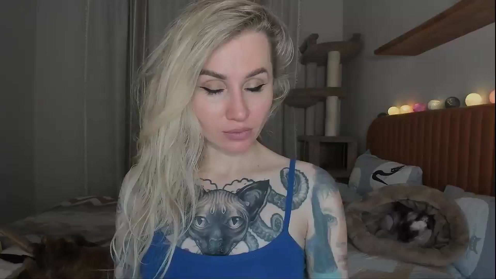Gallery image thumbnail from Alexa_Smithhh's myfreecams stream on, 10/19/2025, 21:04 image 1 of 20