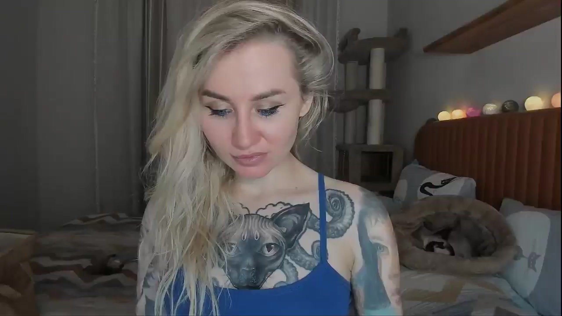 Gallery image thumbnail from Alexa_Smithhh's myfreecams stream on, 10/19/2025, 21:04 image 6 of 20