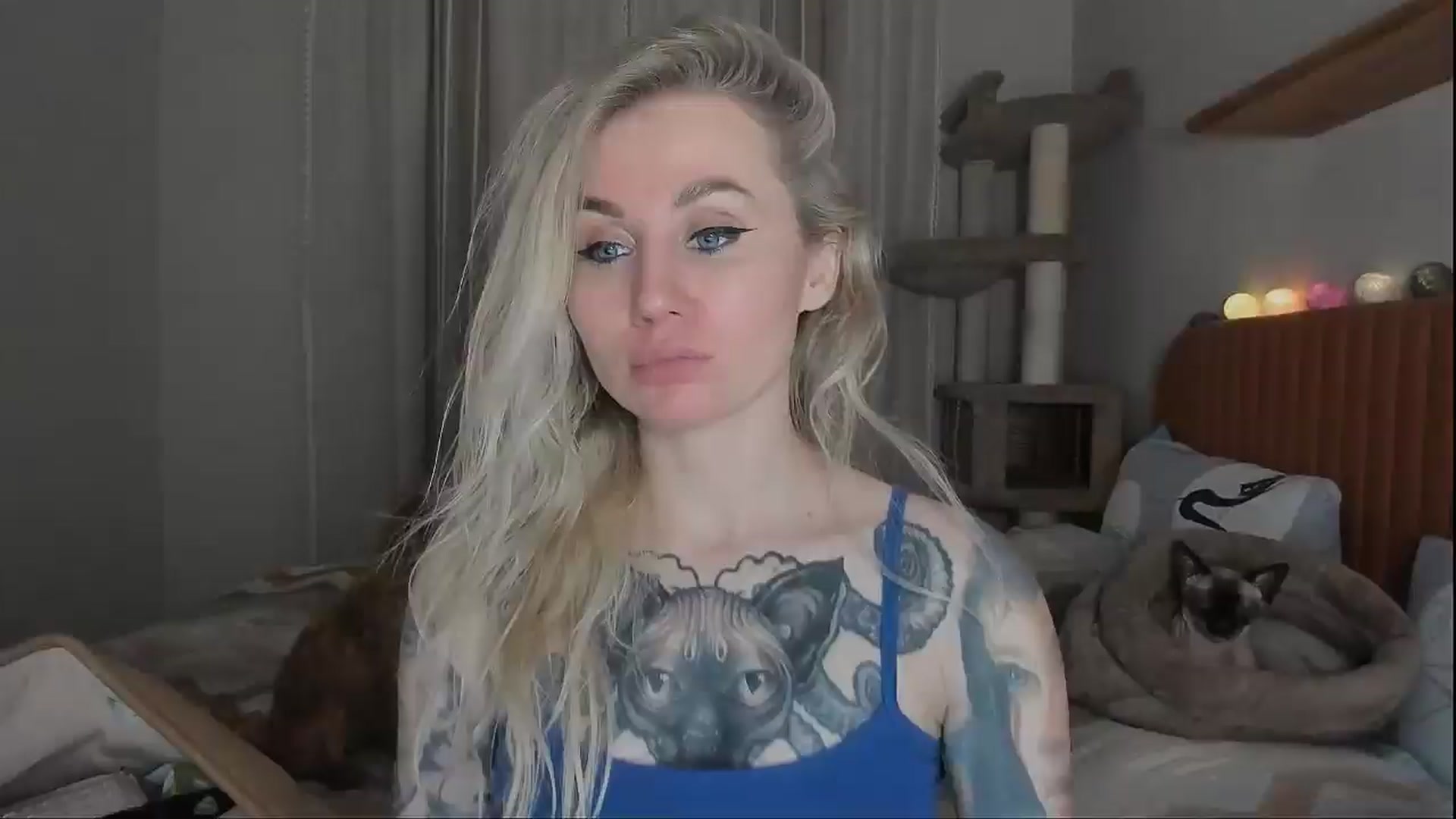 Gallery image thumbnail from Alexa_Smithhh's myfreecams stream on, 10/19/2025, 21:04 image 19 of 20