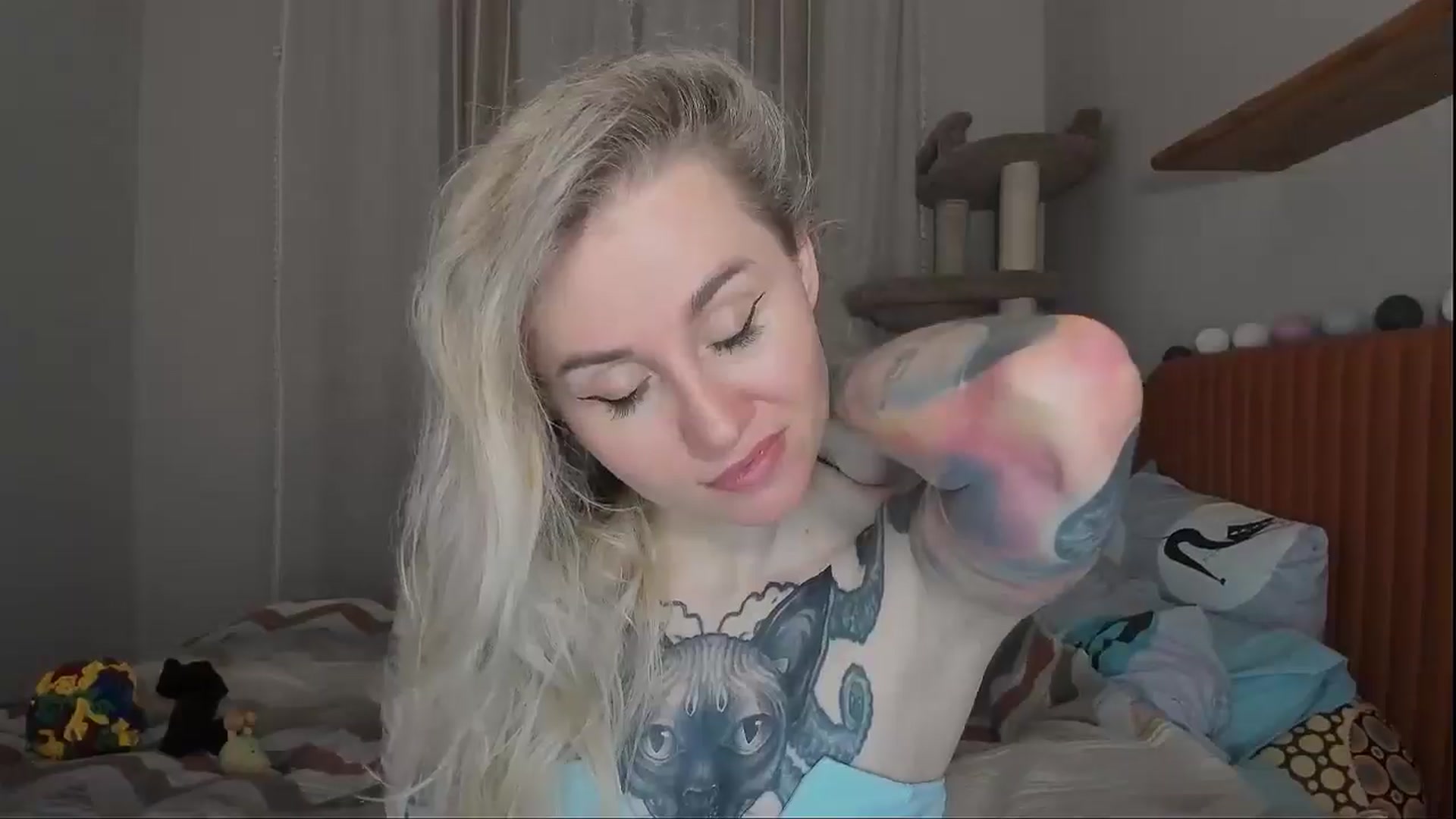 Gallery image thumbnail from Alexa_Smithhh's myfreecams stream on, 10/27/2025, 19:46 image 10 of 20