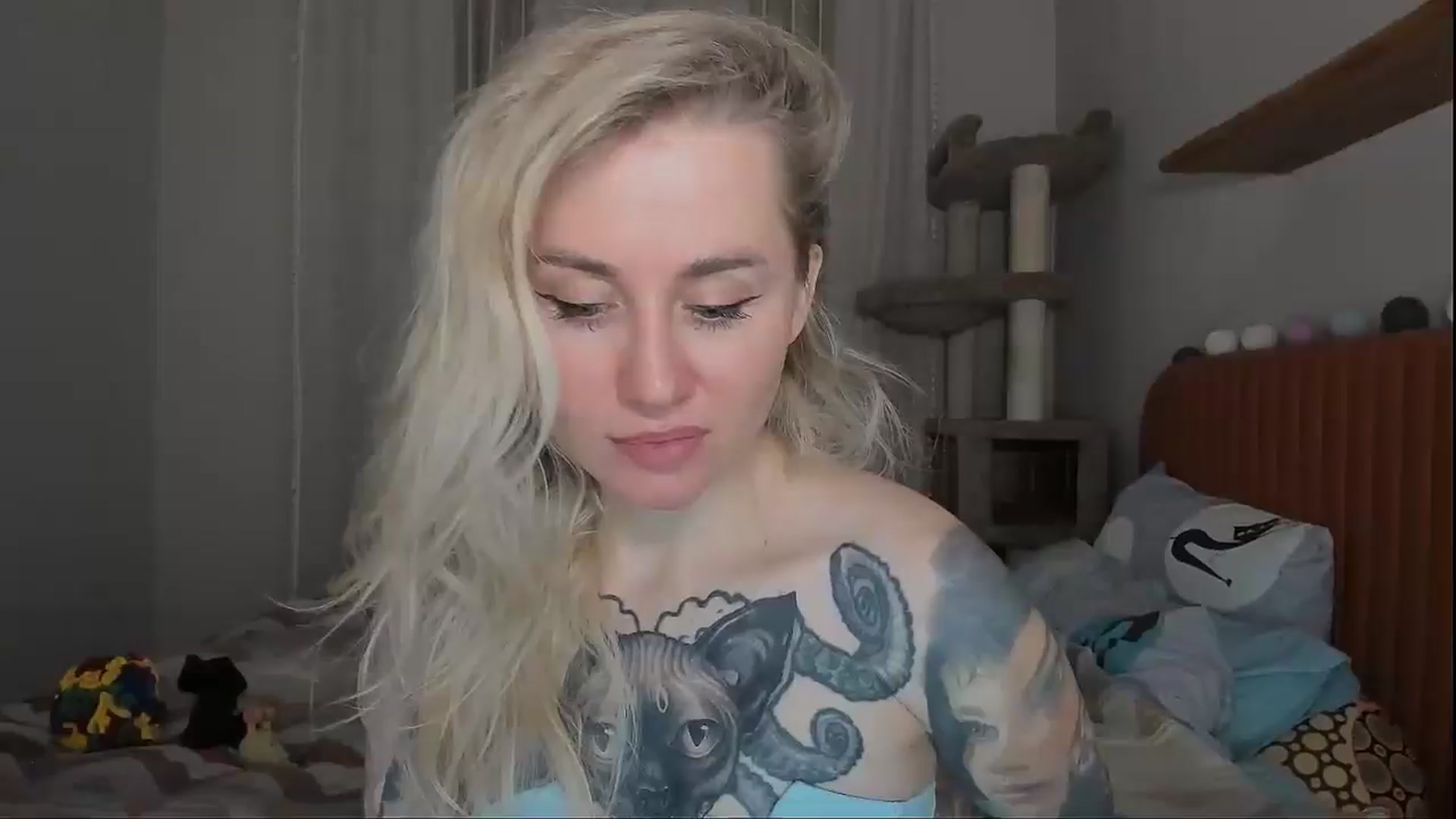 Gallery image thumbnail from Alexa_Smithhh's myfreecams stream on, 10/27/2025, 19:46 image 19 of 20