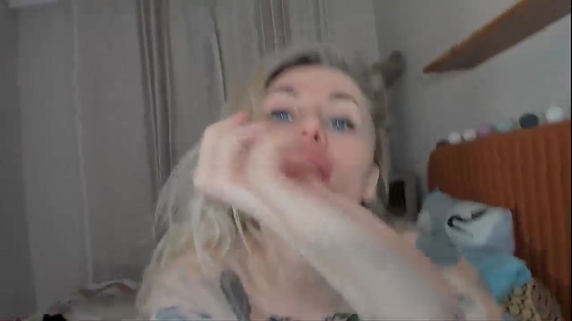 Gallery image thumbnail from Alexa_Smithhh's myfreecams stream on, 10/27/2025, 19:46 image 7 of 20