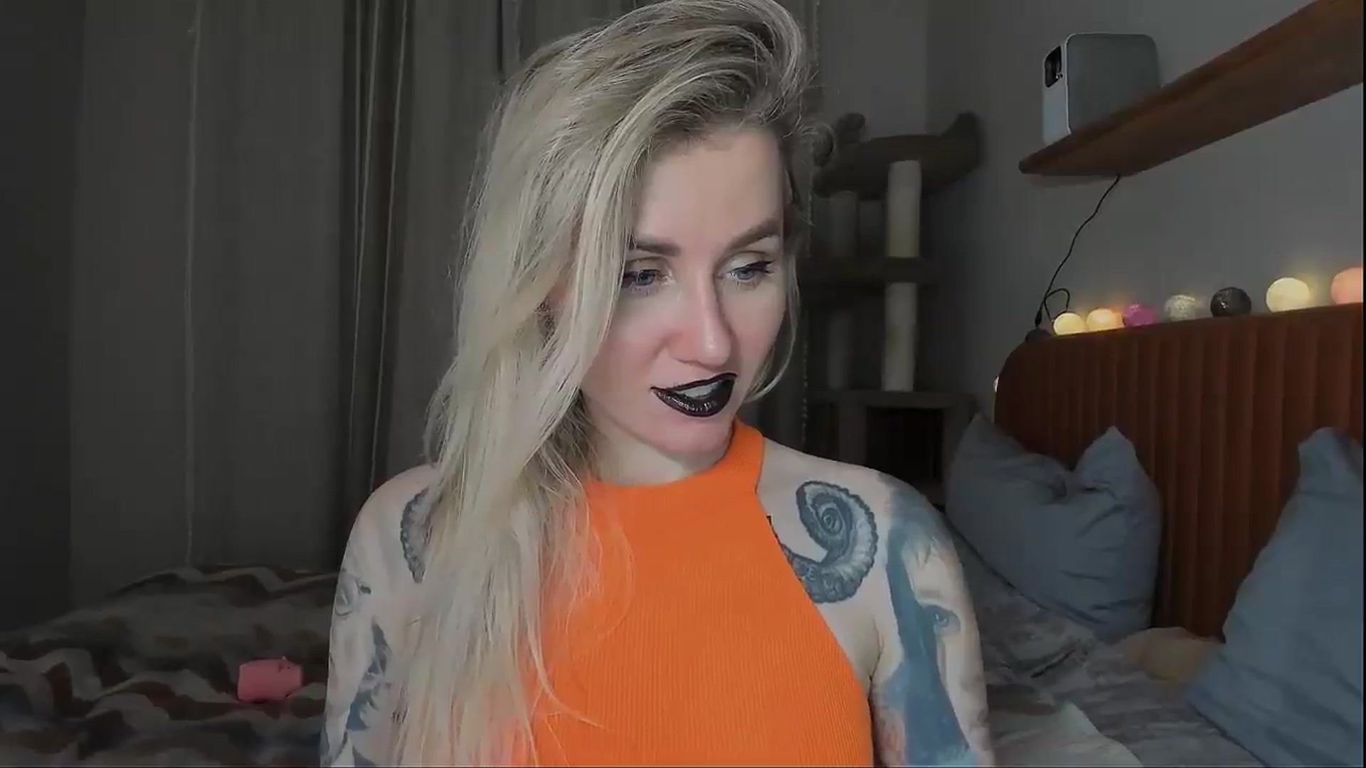 Gallery image thumbnail from Alexa_Smithhh's myfreecams stream on, 10/31/2025, 18:59 image 7 of 20