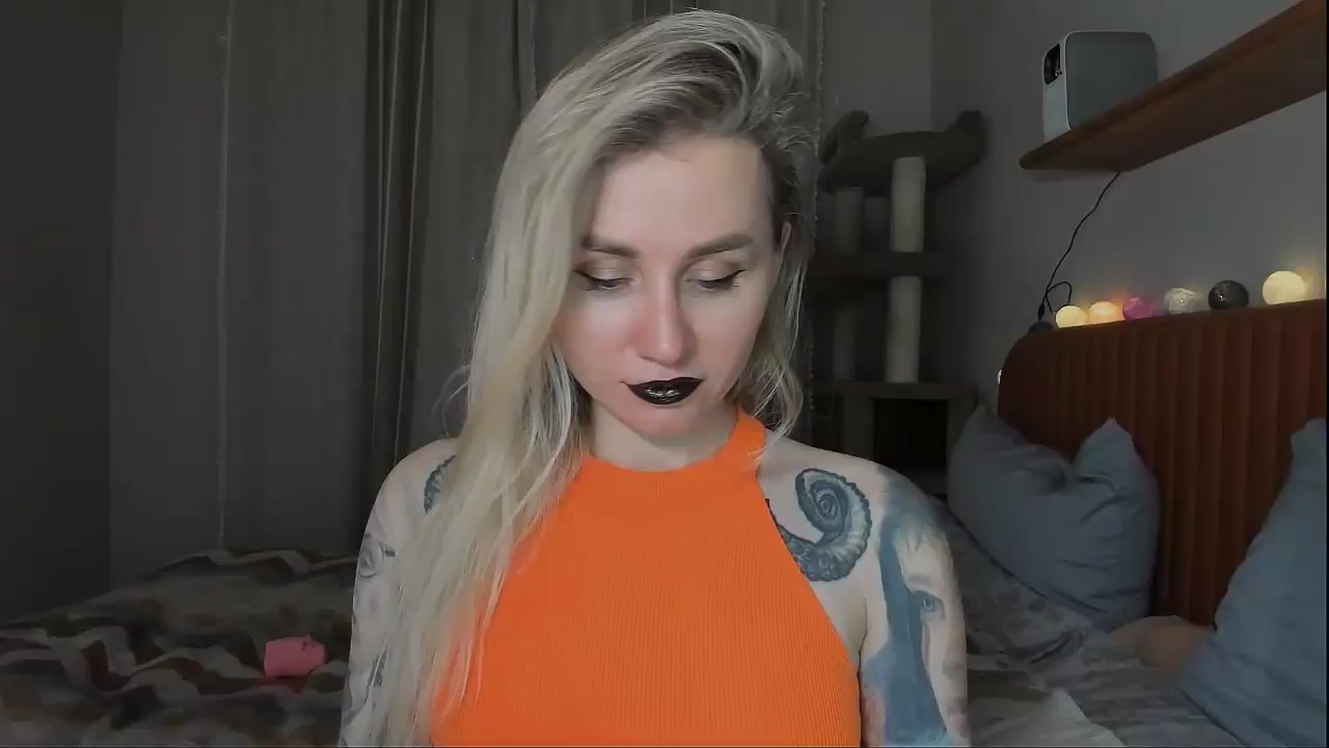 Gallery image thumbnail from Alexa_Smithhh's myfreecams stream on, 10/31/2025, 18:59 image 3 of 20