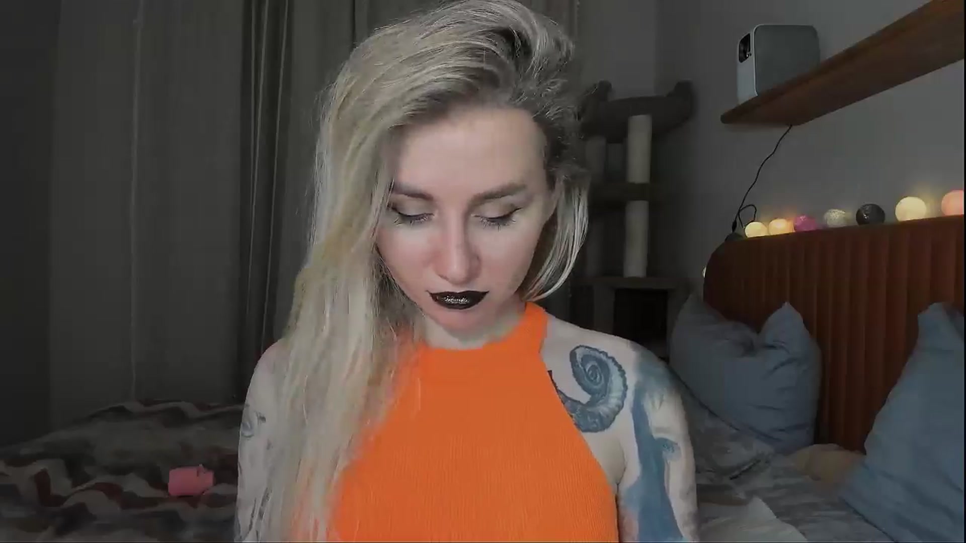 Gallery image thumbnail from Alexa_Smithhh's myfreecams stream on, 10/31/2025, 18:59 image 8 of 20
