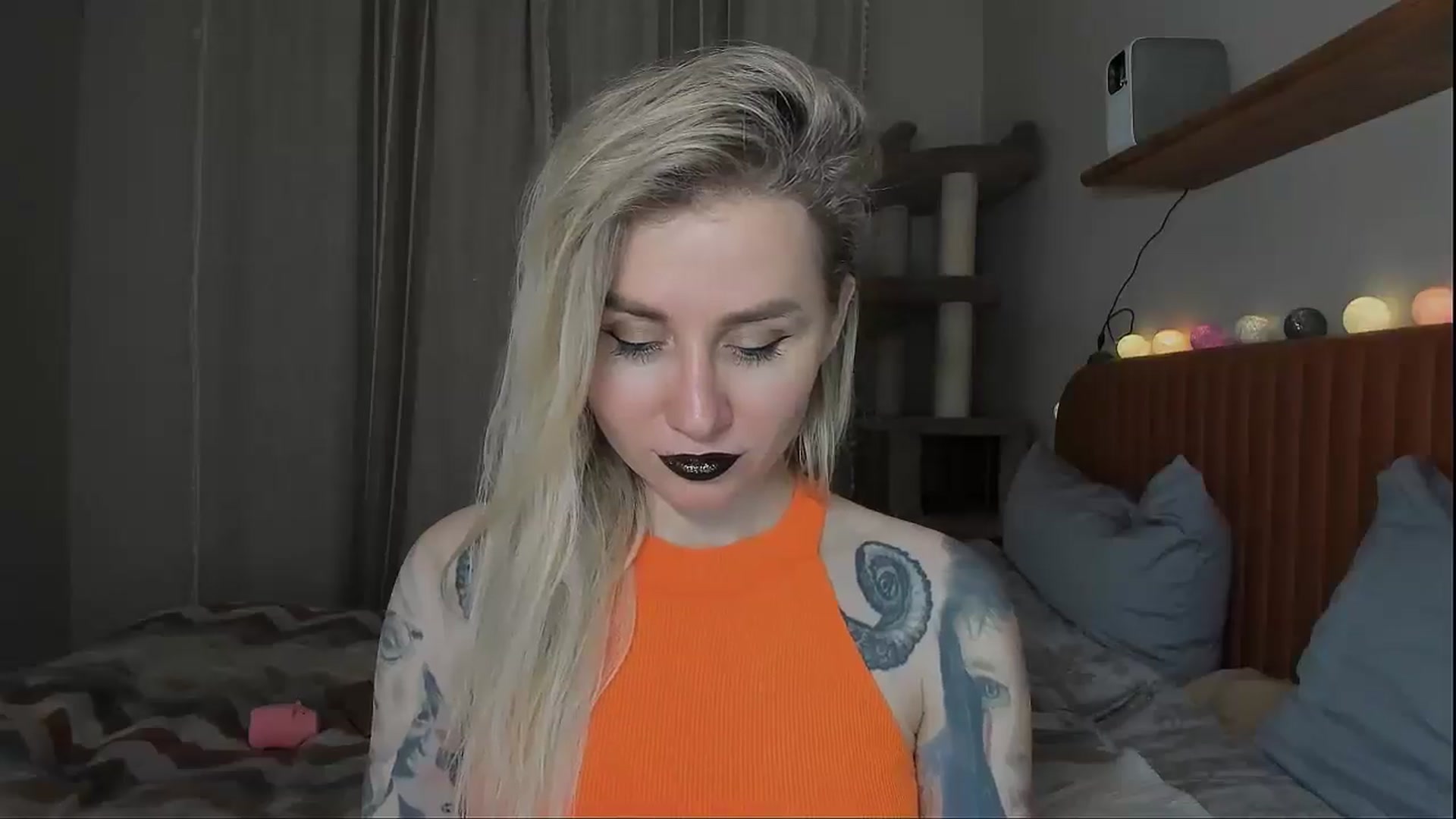 Gallery image thumbnail from Alexa_Smithhh's myfreecams stream on, 10/31/2025, 18:59 image 9 of 20