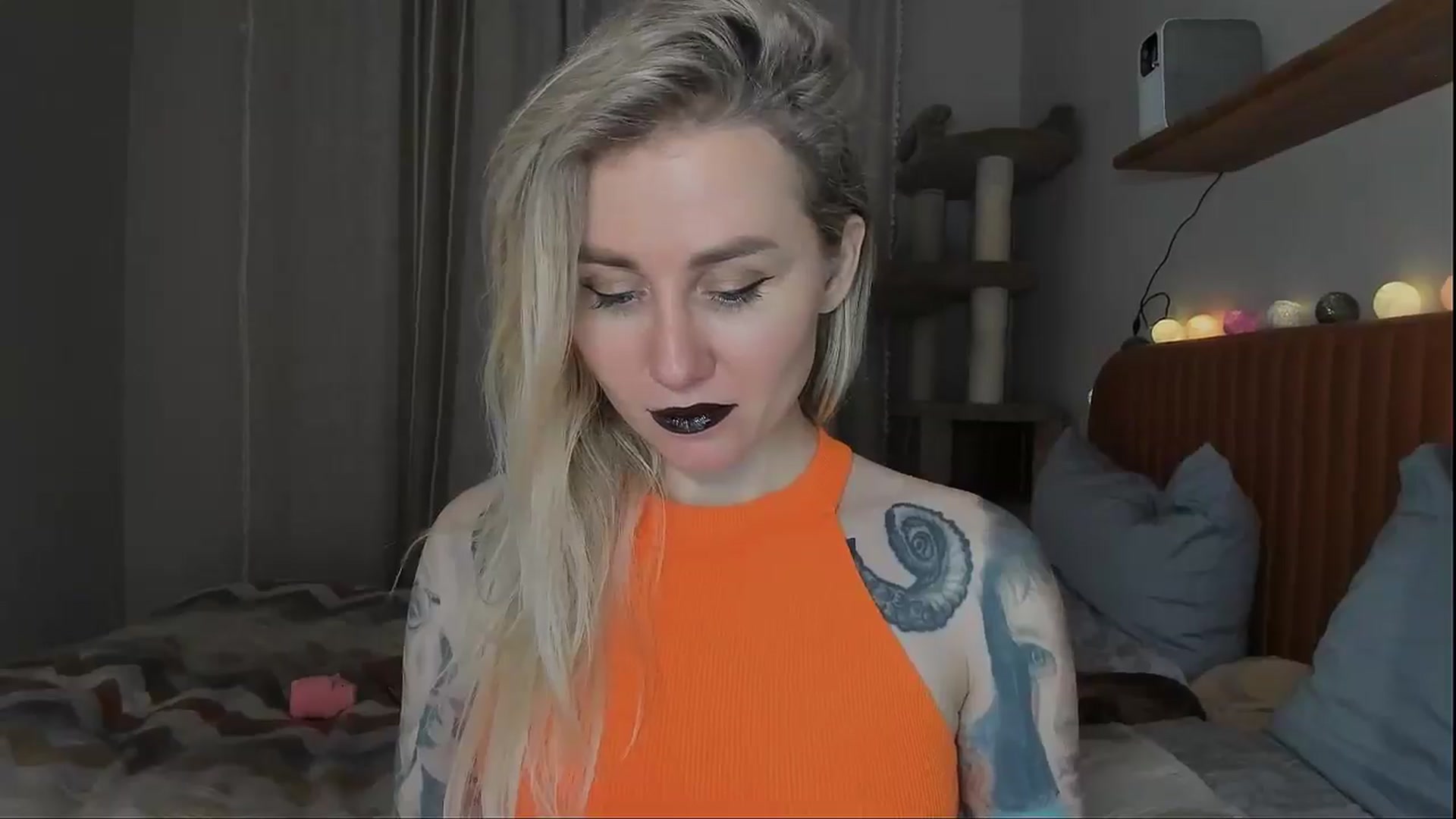 Gallery image thumbnail from Alexa_Smithhh's myfreecams stream on, 10/31/2025, 18:59 image 12 of 20